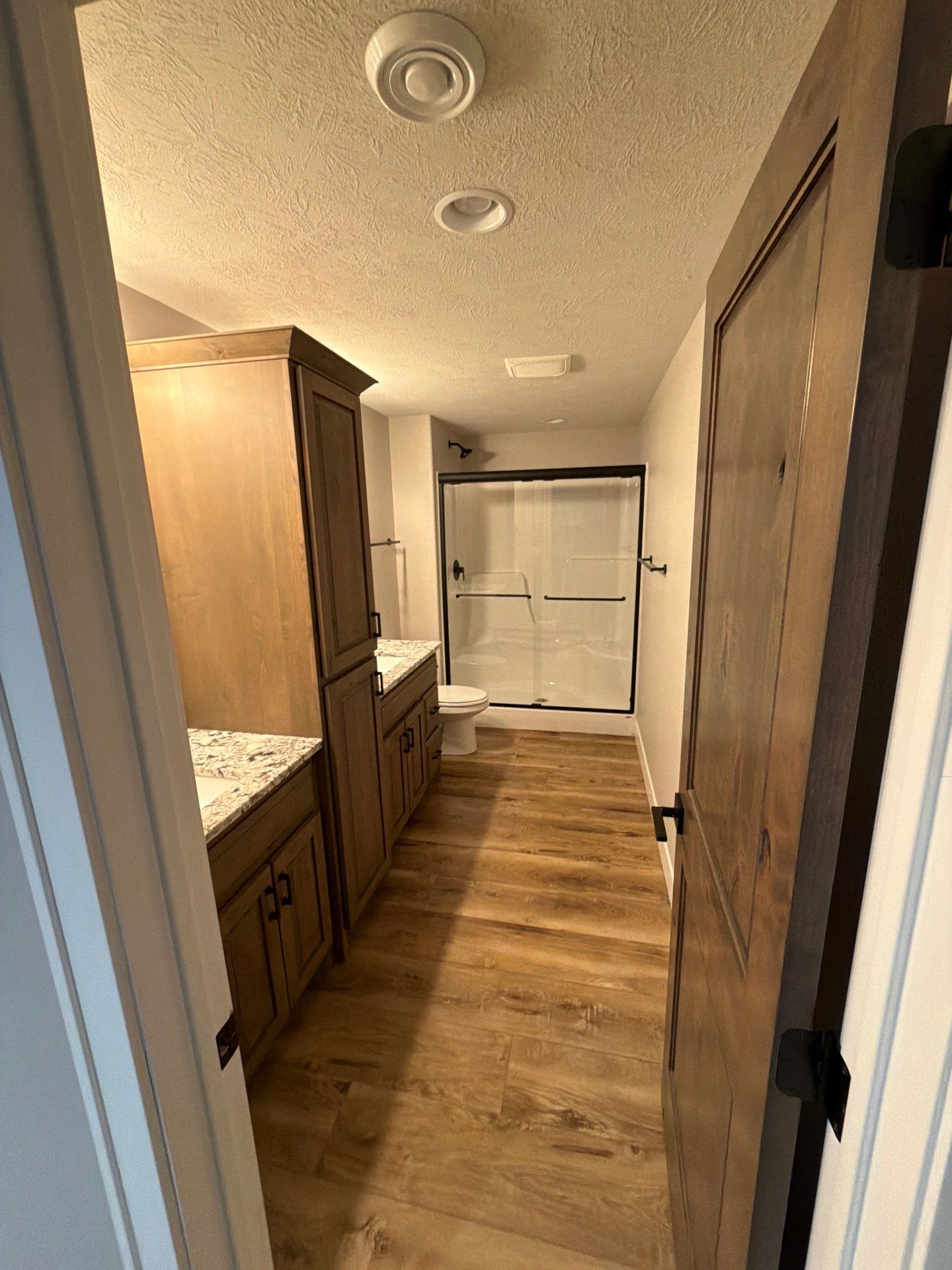 Sioux Falls Interior Finishing by Select Painting, Coatings & Garage Cabinets