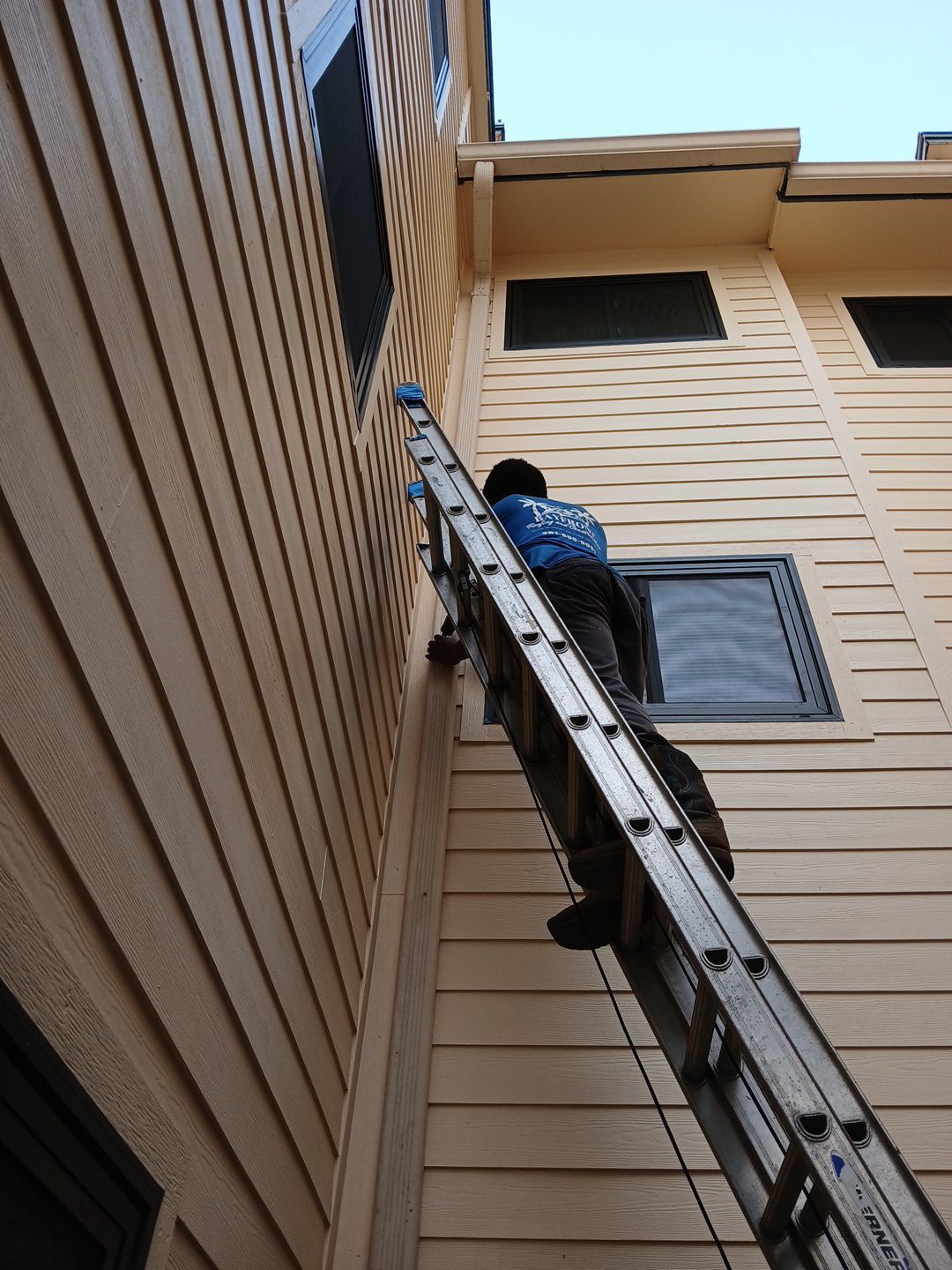 Exterior remodel Fortuna Bay Condos by Bayfront Roofing and Construction