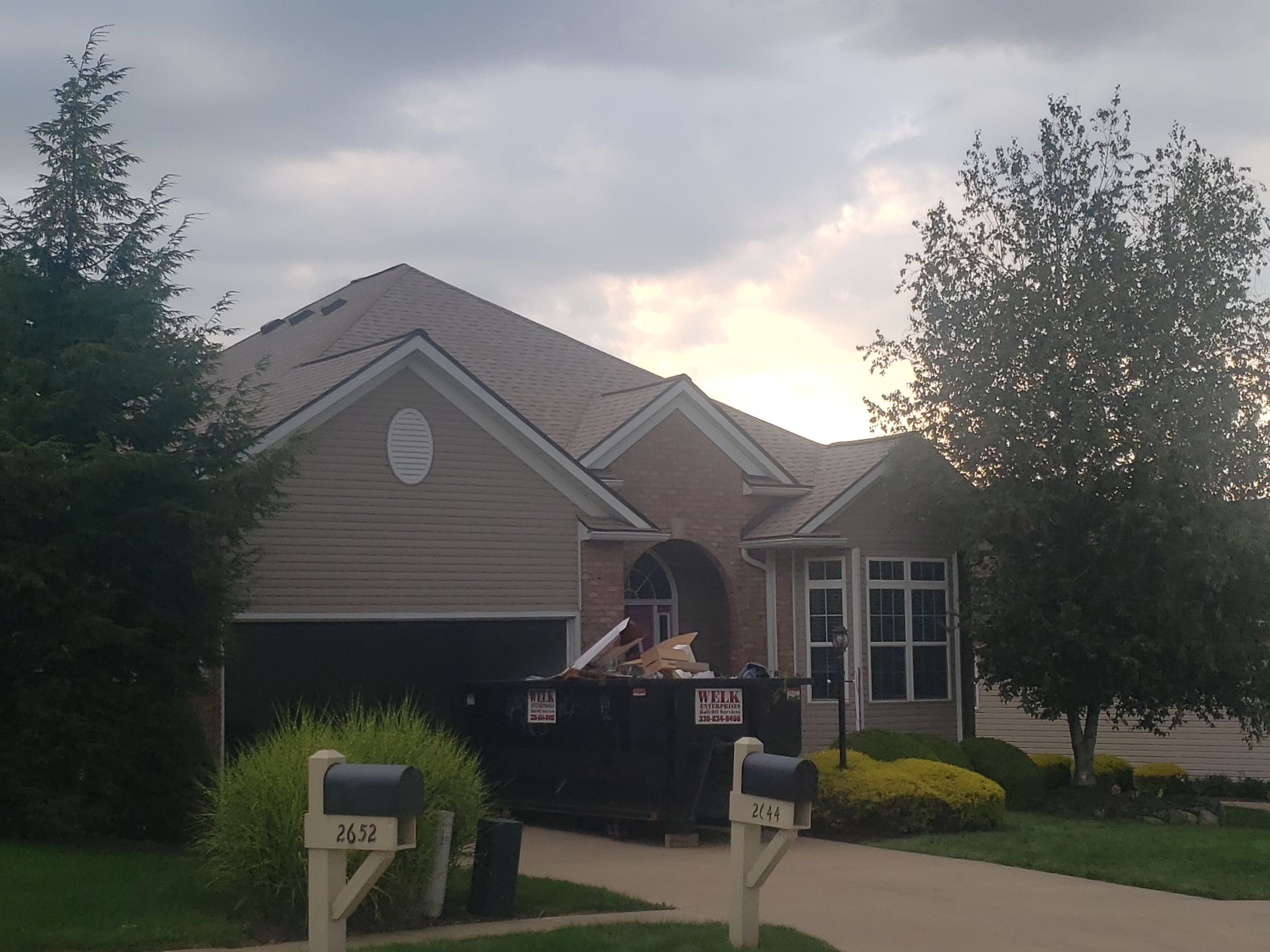 BRAND: ATLAS PINNACLE COLOR: PRISTINE SCOTCHGARD TAN DRIP EDGE: MUSKET BROWN by Eagle Eye Roofing