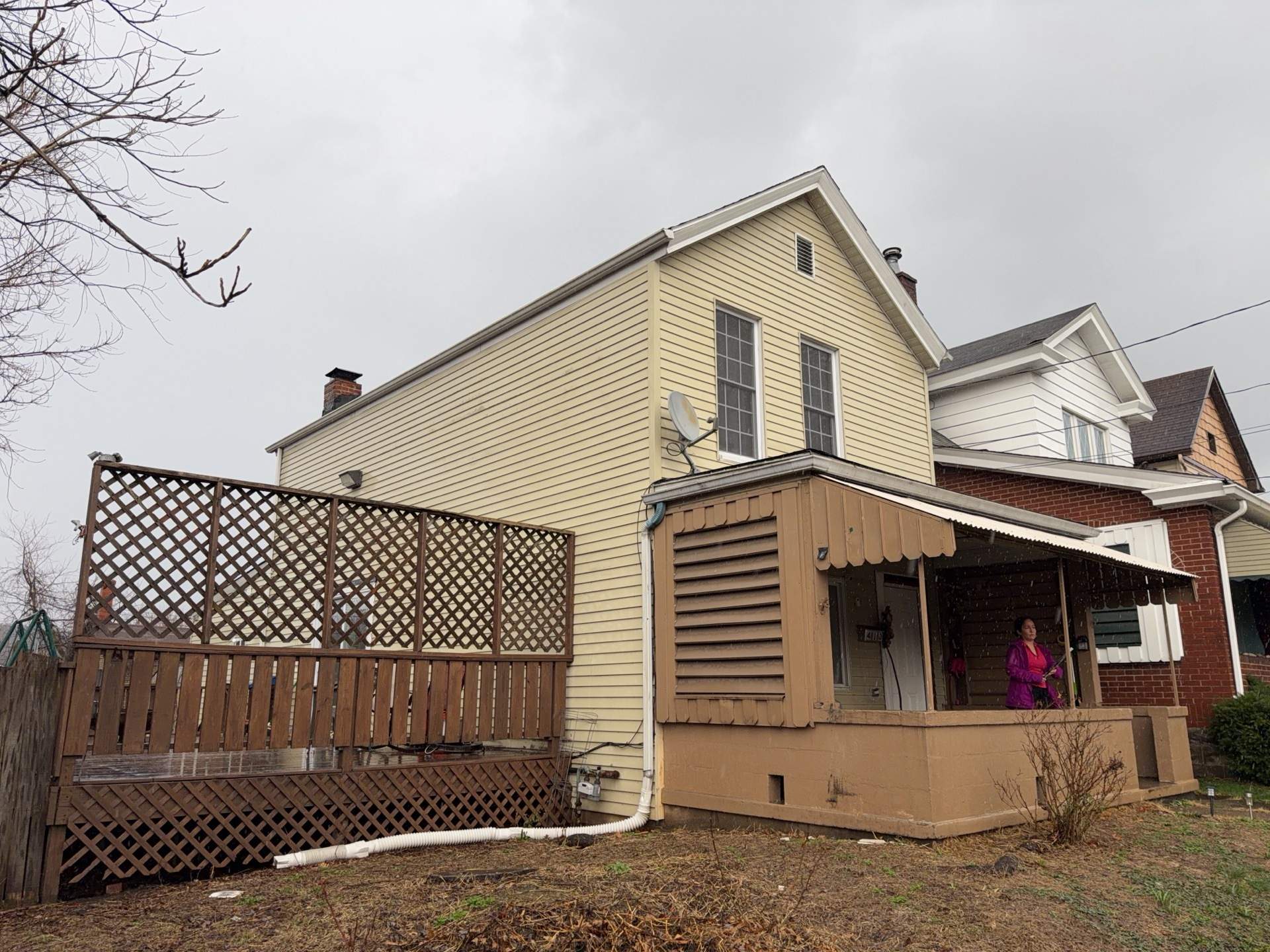 Beautiful Vinyl Siding Renovation in Clairton by Ideal Siding Pittsburgh