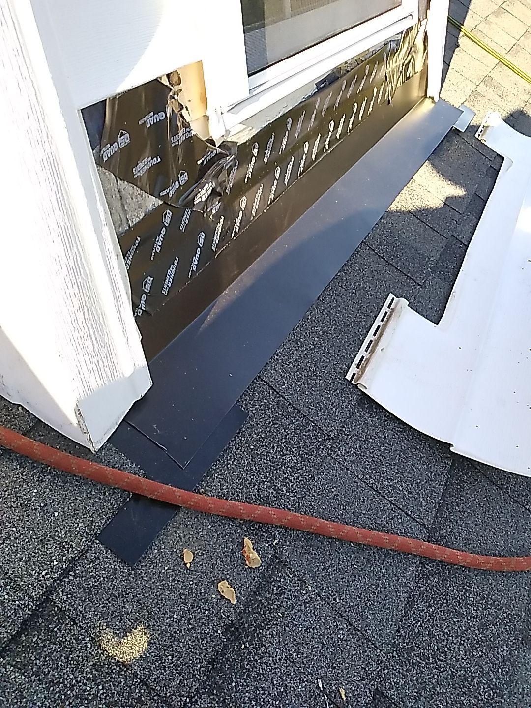 Residential Roofing Installation using Owens Corning Oakridge- Williamsburg Gray by Indigo State Roofing