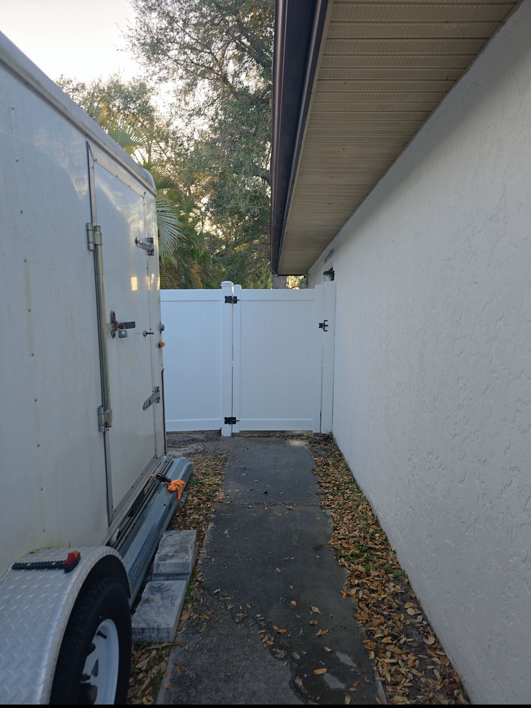 White Vinyl Fence in Port Charlotte by True Fence LLC
