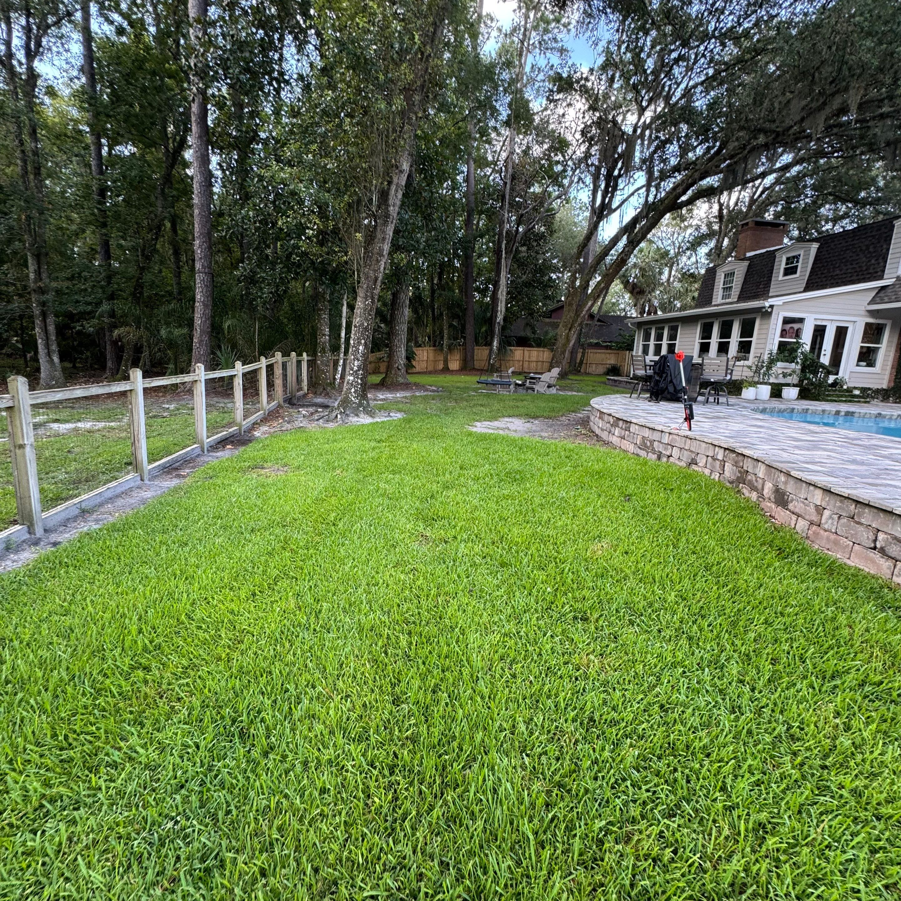 Deerwood Resident | Sod & Bed Design/Plant Installation by ProGreen Services