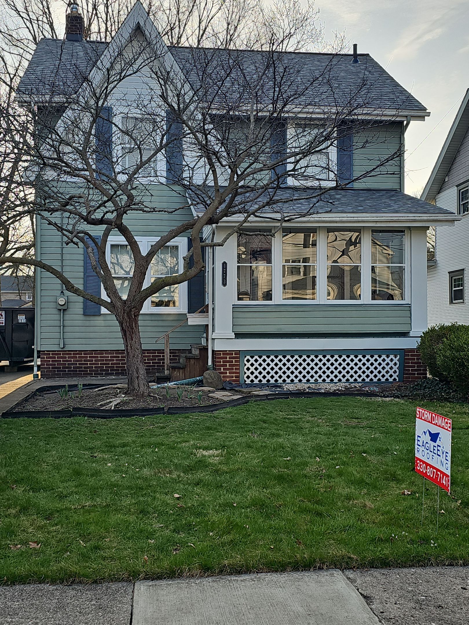 ATLAS PINNACLE COLOR: COASTAL GRANITE DRIP EDGE: WHITE by Eagle Eye Roofing