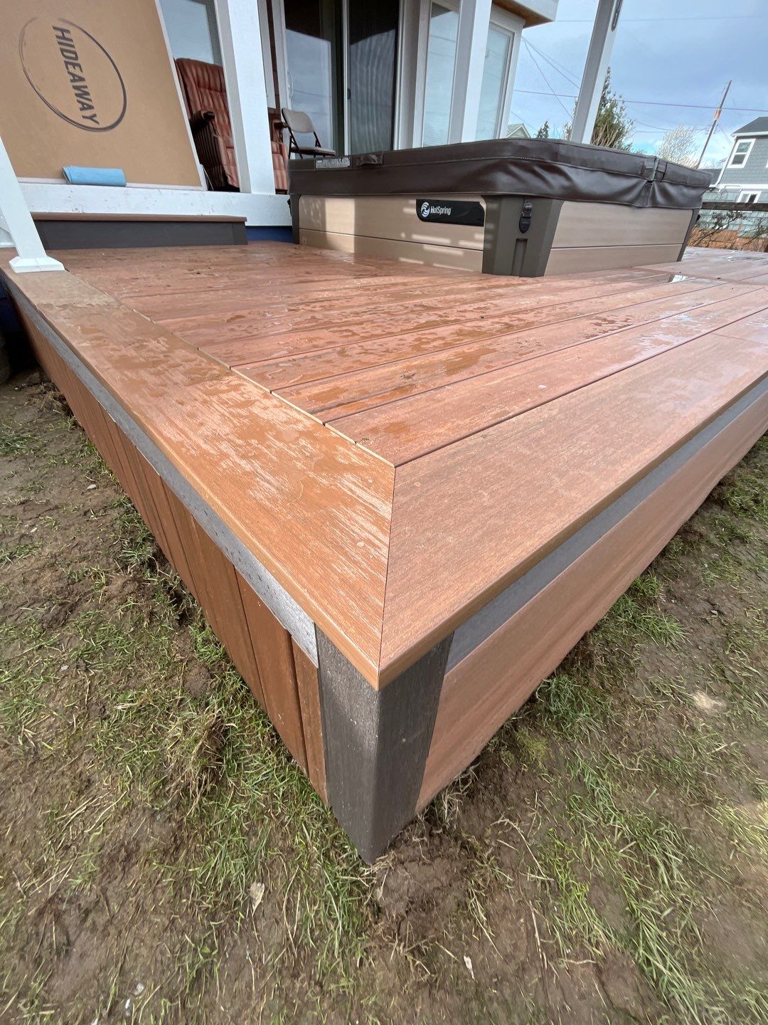 Deck Extension with Hideaway Screen by Alki deck builders 
