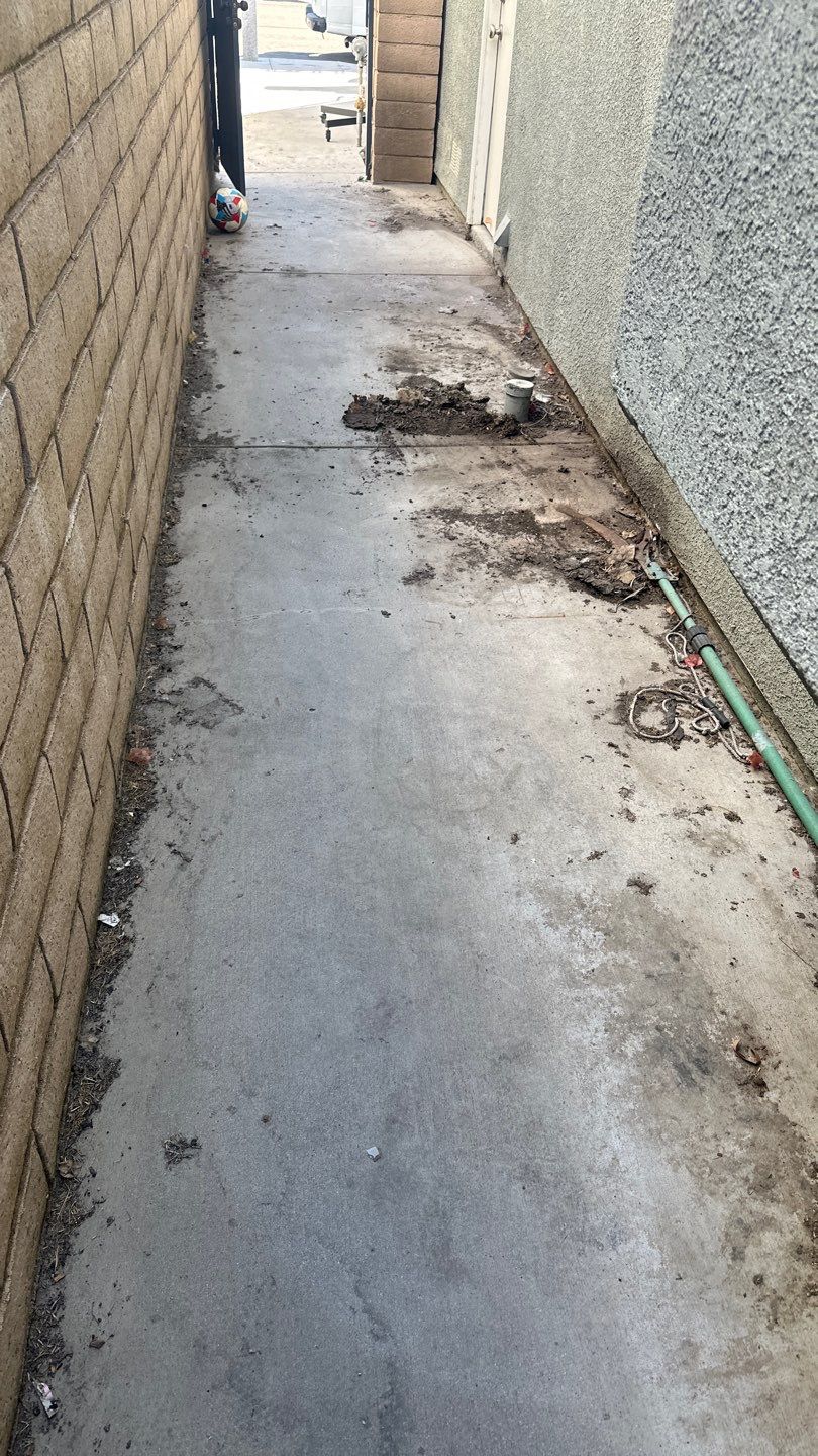 House washing, window cleaning, and screen repair by Property Cleaning Experts, LLC