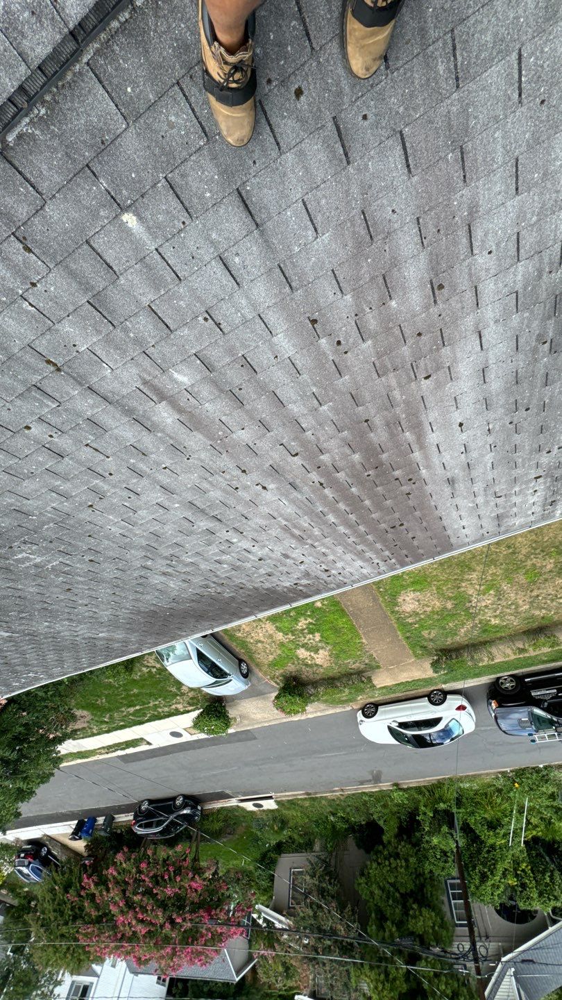 Arlington: Residential Roof Replacement With CertainTeed Landmark Designer Shingles in Georgetown Gray by RM Banning, Inc.