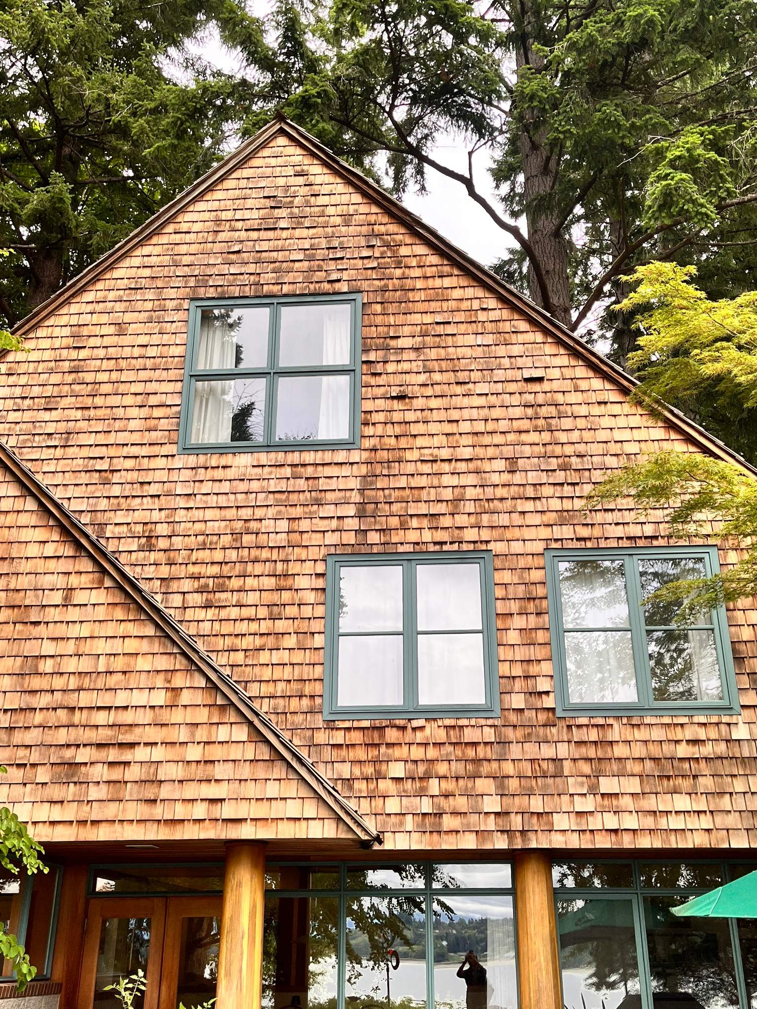 Residential Roof Cleaning in Bainbridge Island, WA by Hanley Construction