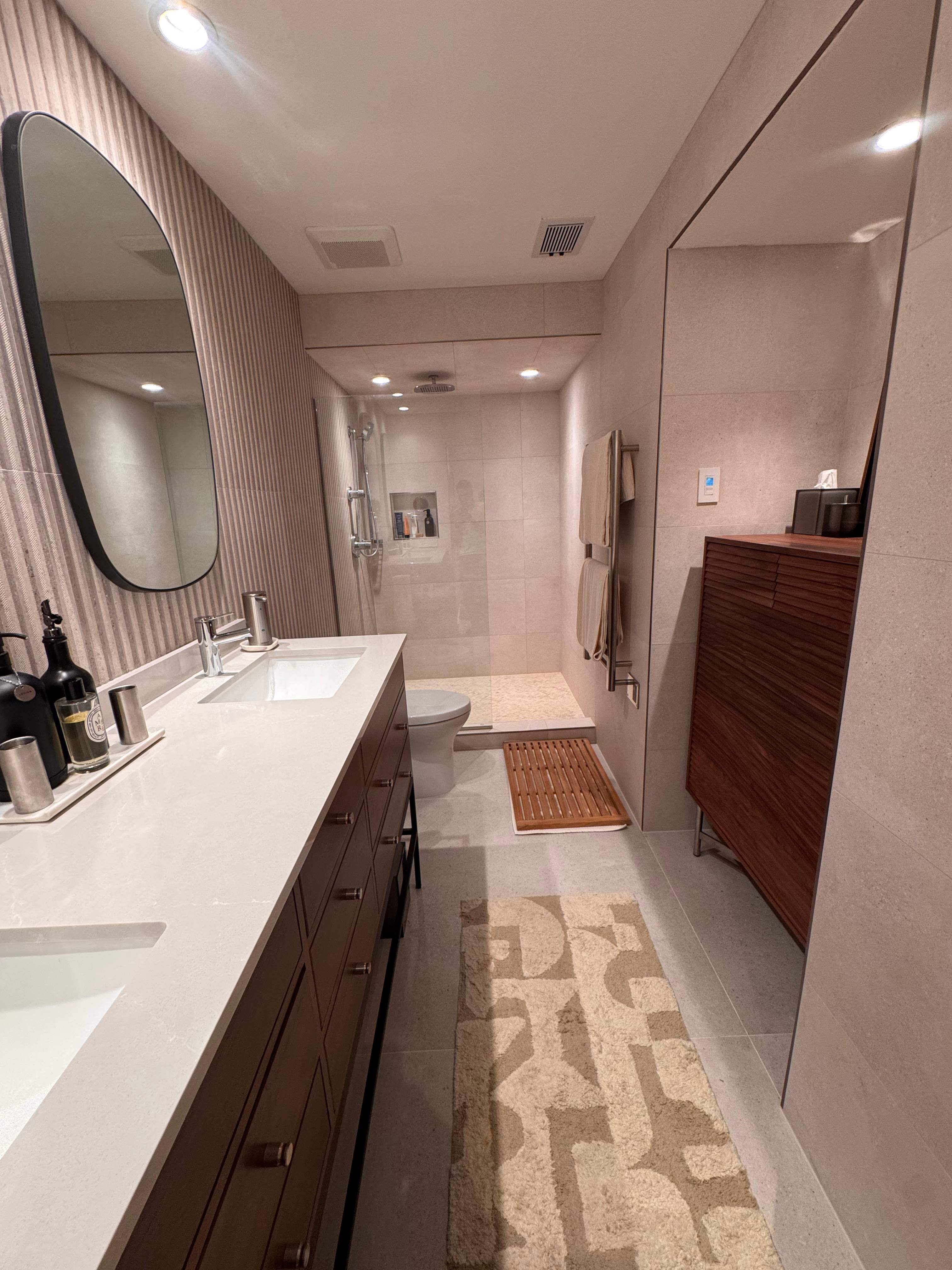 Two bathrooms renovation by Prudencio