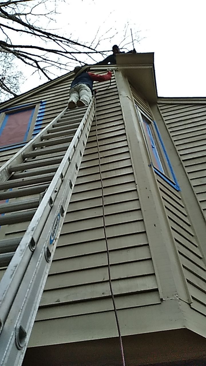 Exterior renovation using James Hardie Siding and Simonton Windows by Indigo State Roofing