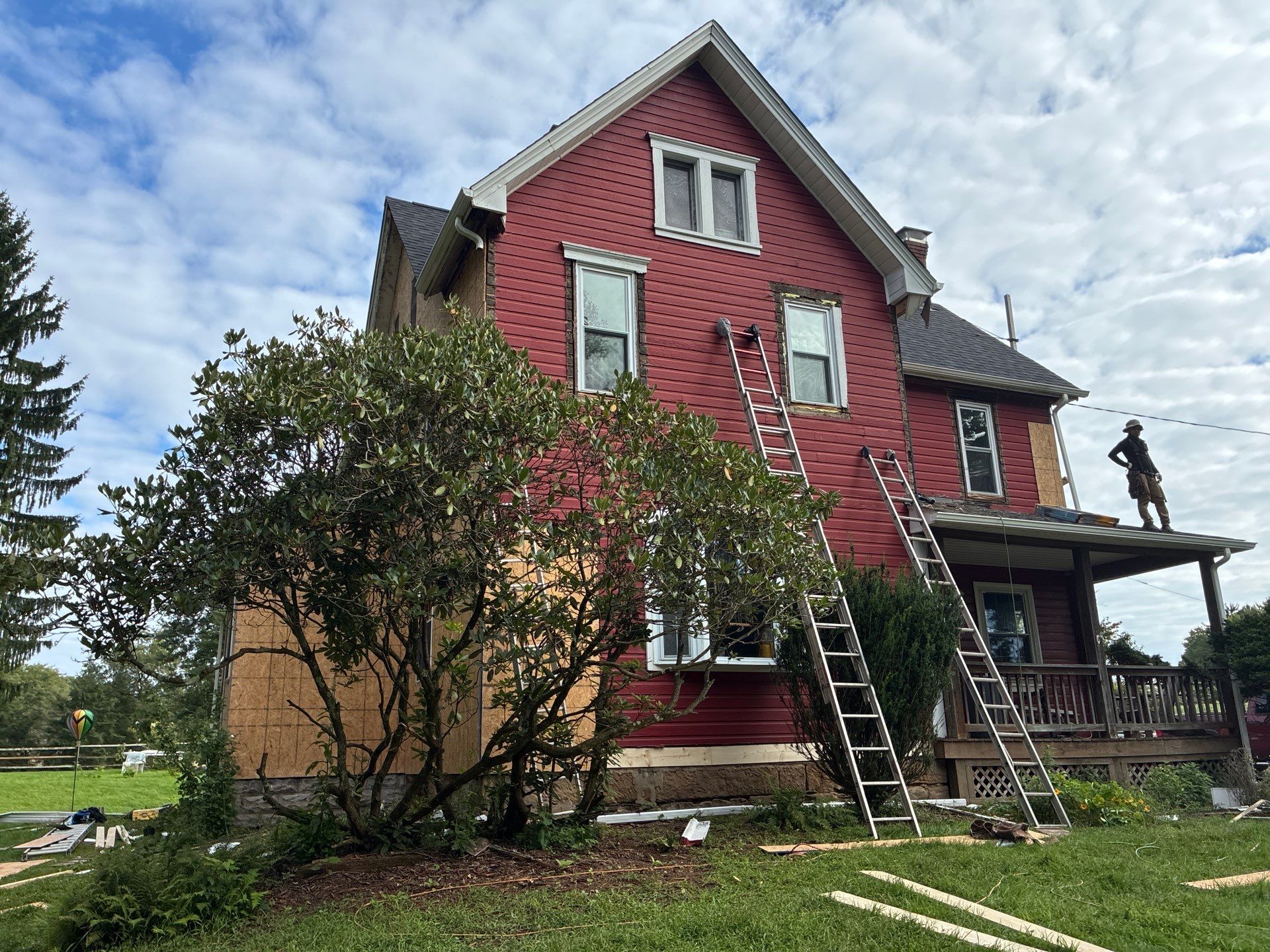 Full House Siding Renovation and Exterior Repairs in Valencia, Pennsylvania by Ideal Siding Pittsburgh