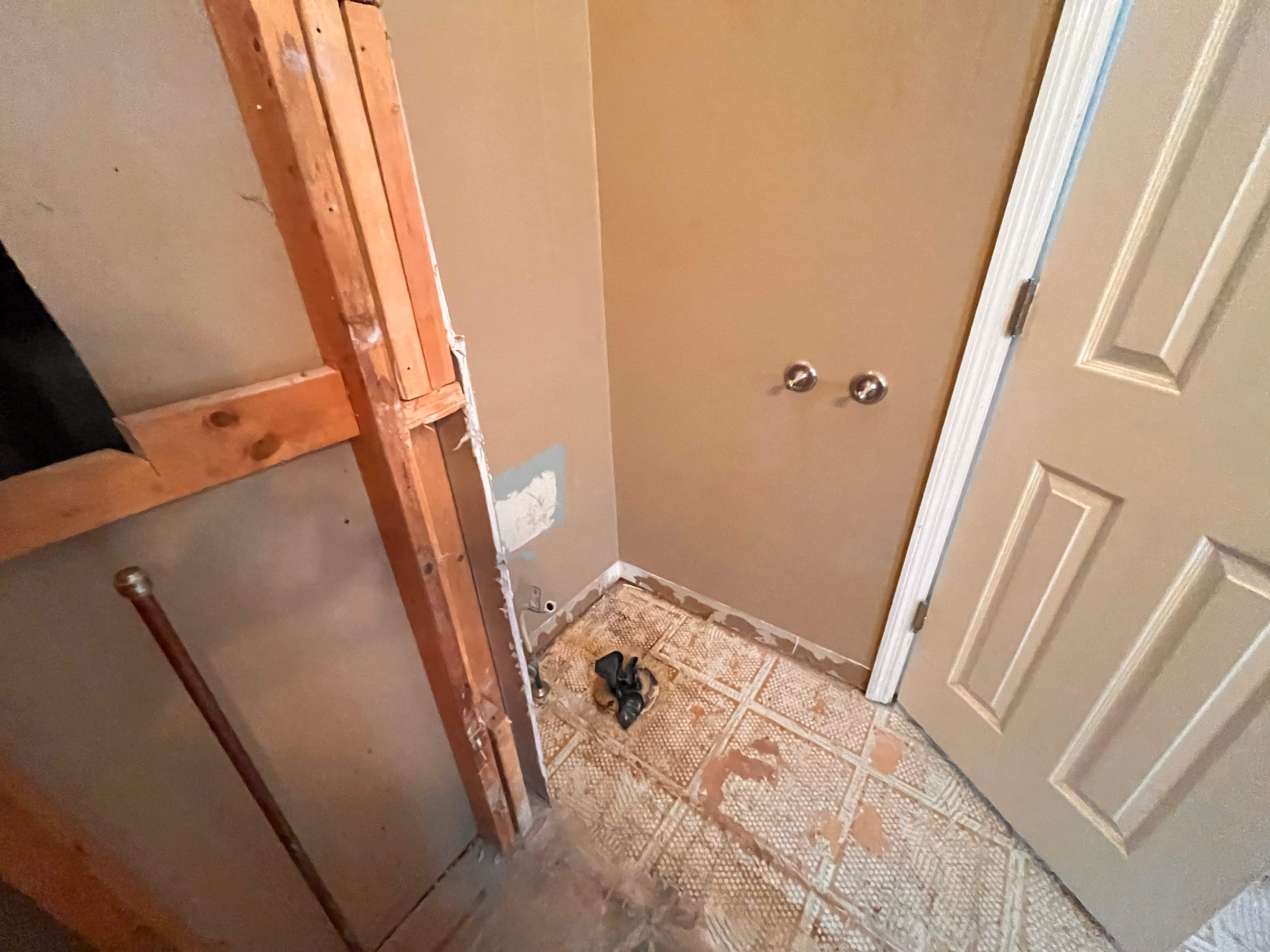 Master bathroom remodel by Prudencio