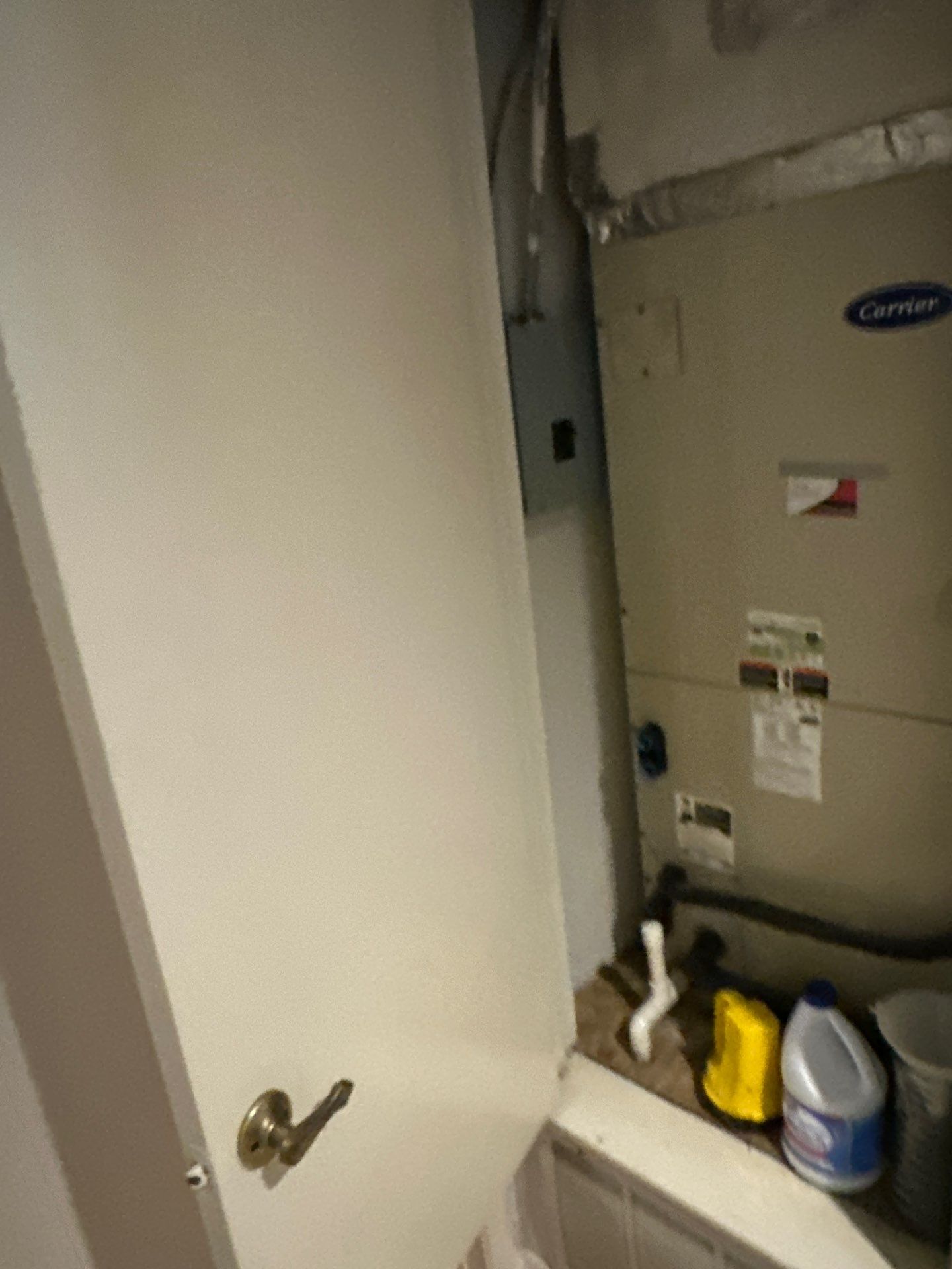 Full HVAC System Replacement with Goodman Condenser in San Antonio by Premier Pros