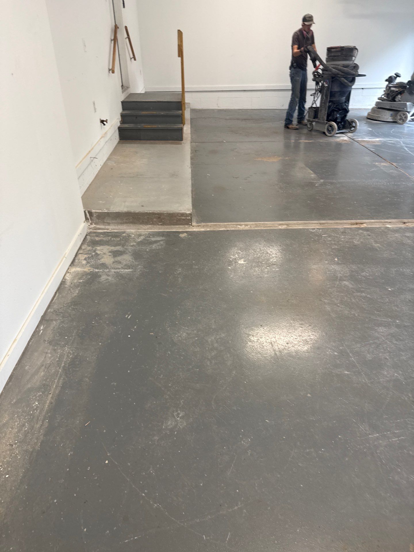 Garage Floor Coating and Repair in Urbandale by Revival Concrete Coatings