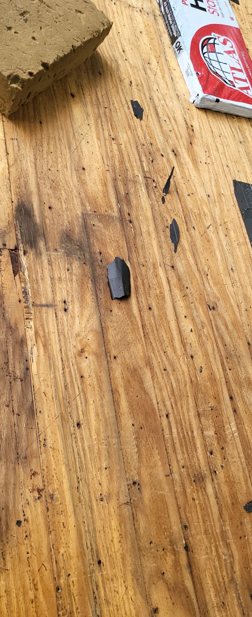 Atlas Pinnacle Pristine Scotchgard: Hearthstone Drip Edge: Black by Eagle Eye Roofing