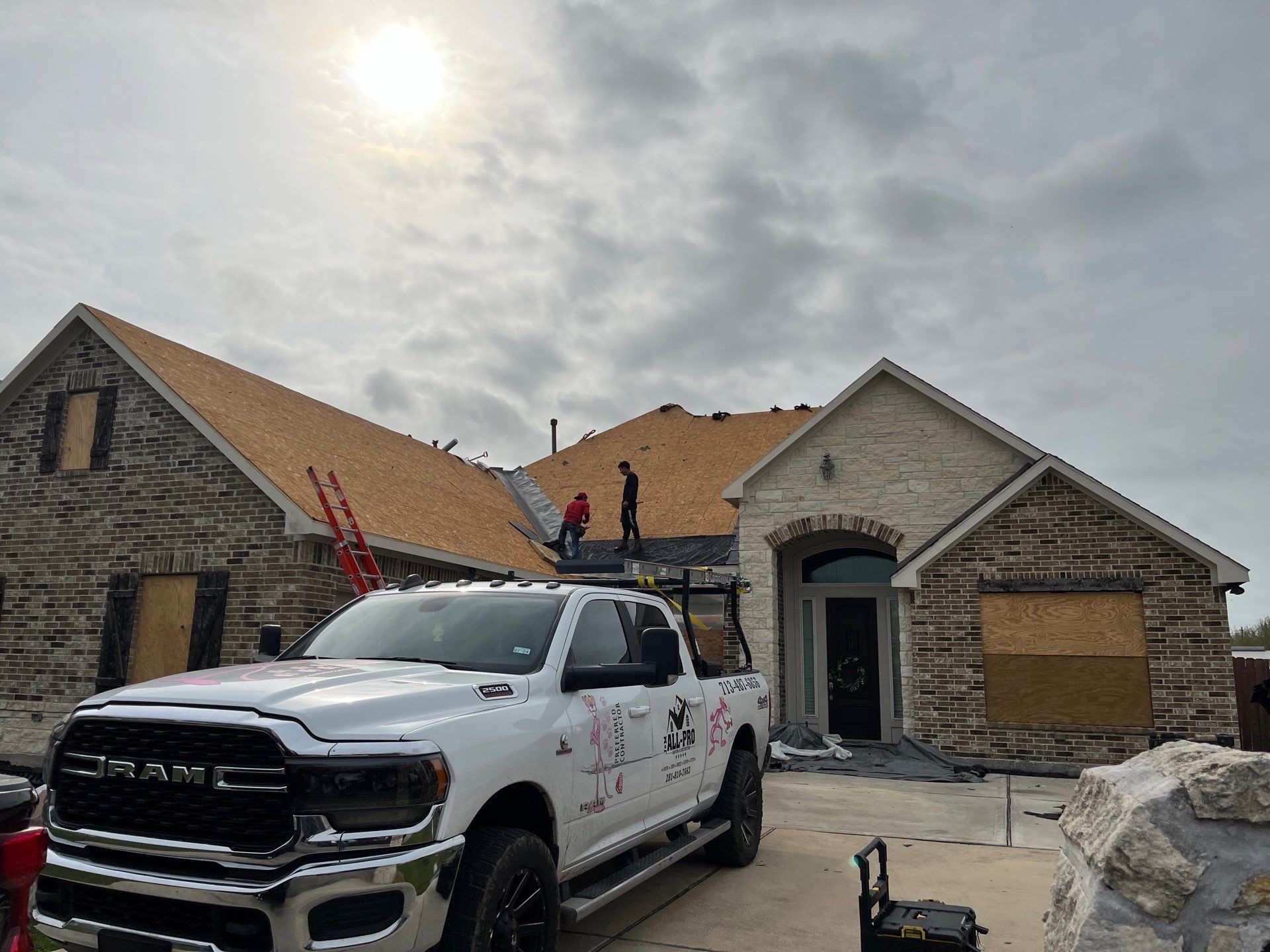 Hail Damage using Owen's Corning Duration (Lifetime) Shingles by Roof Repair Company