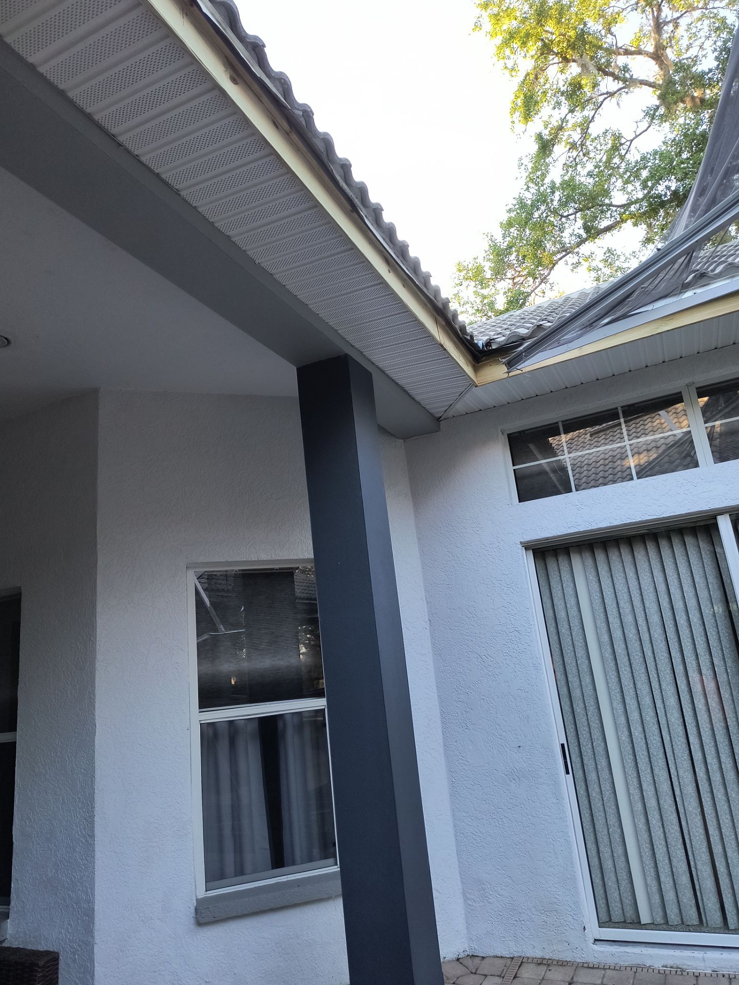 Complete Roofline Upgrade with Soffit, Fascia & Gutters Tampa FL by Gutter Professors