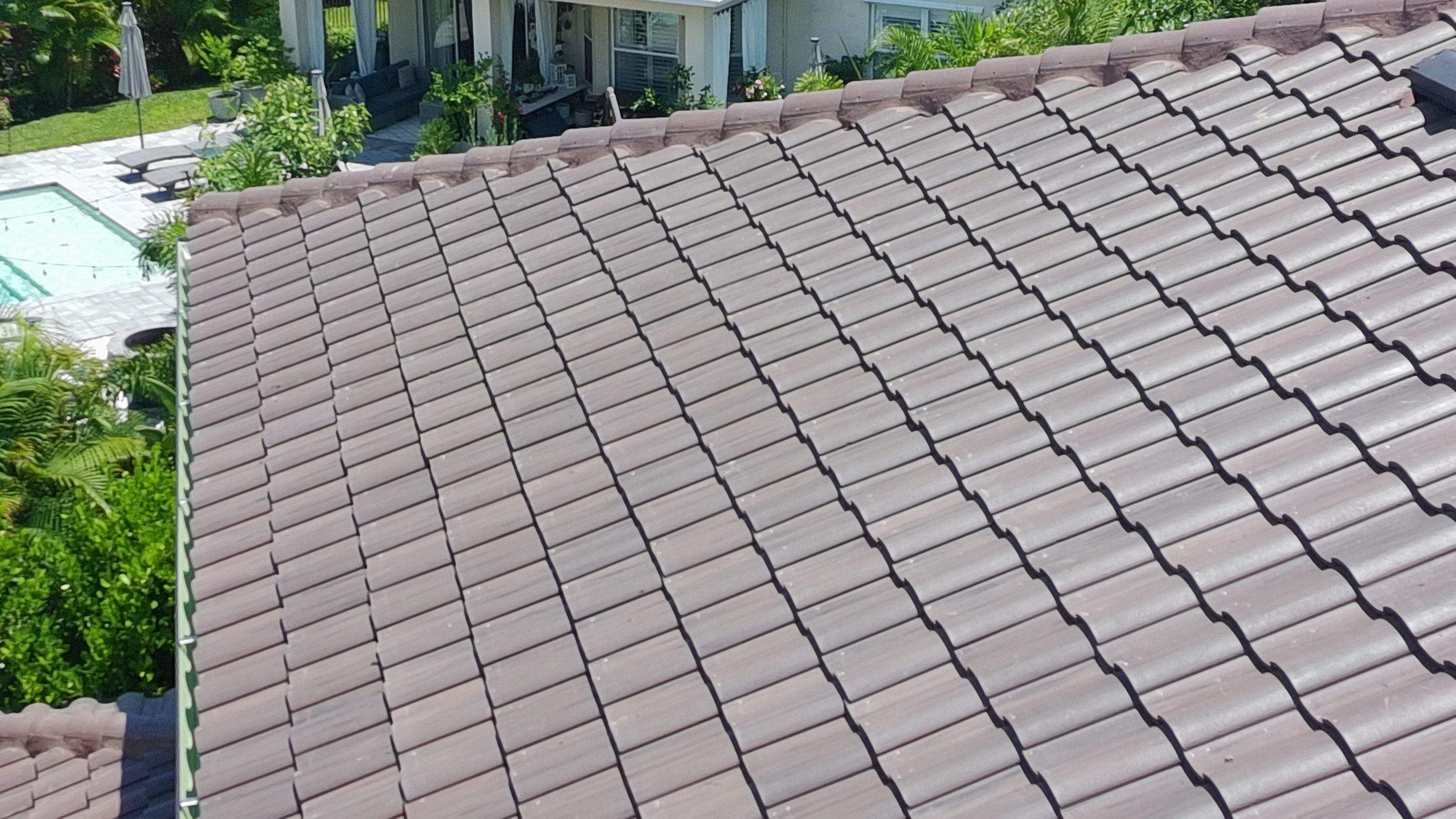 Concrete Tile Replacement in Botanica Lakes by International Roofing