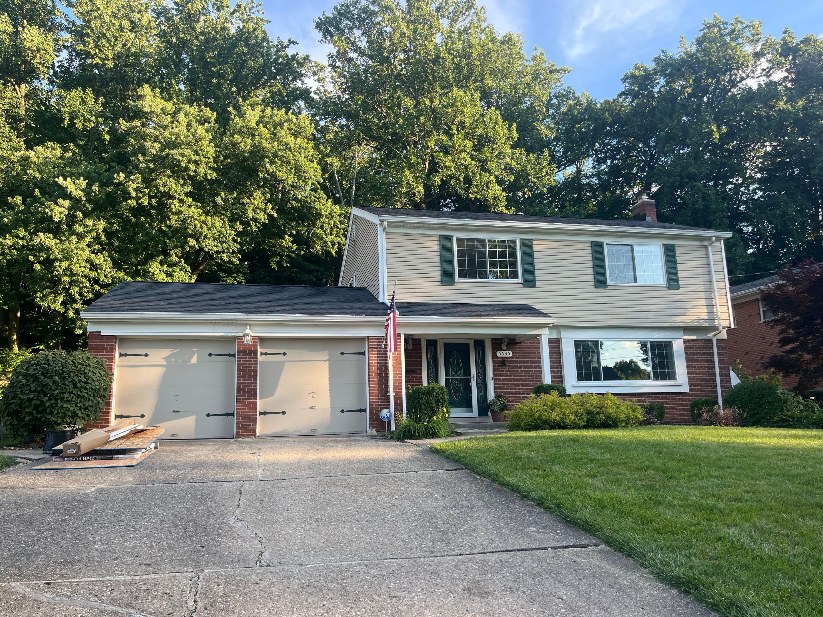 Full Roof Replacement and Architectural Shingle Installation in Cincinnati by Level Up Roofing and Restoration Services LLC
