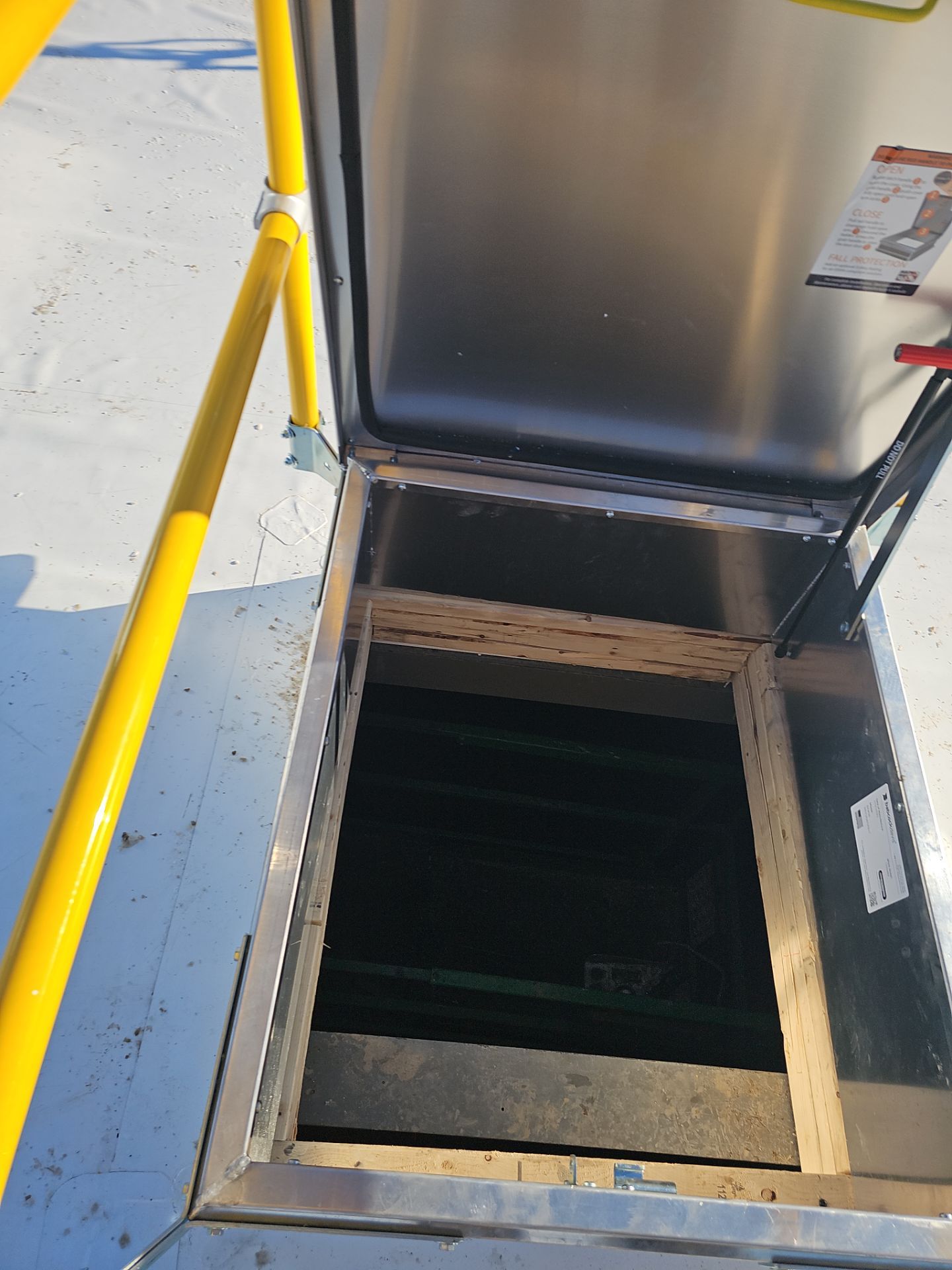 Commercial Roofing Installation using Insulated roof and wall panels by Nitro Roofing and Construction