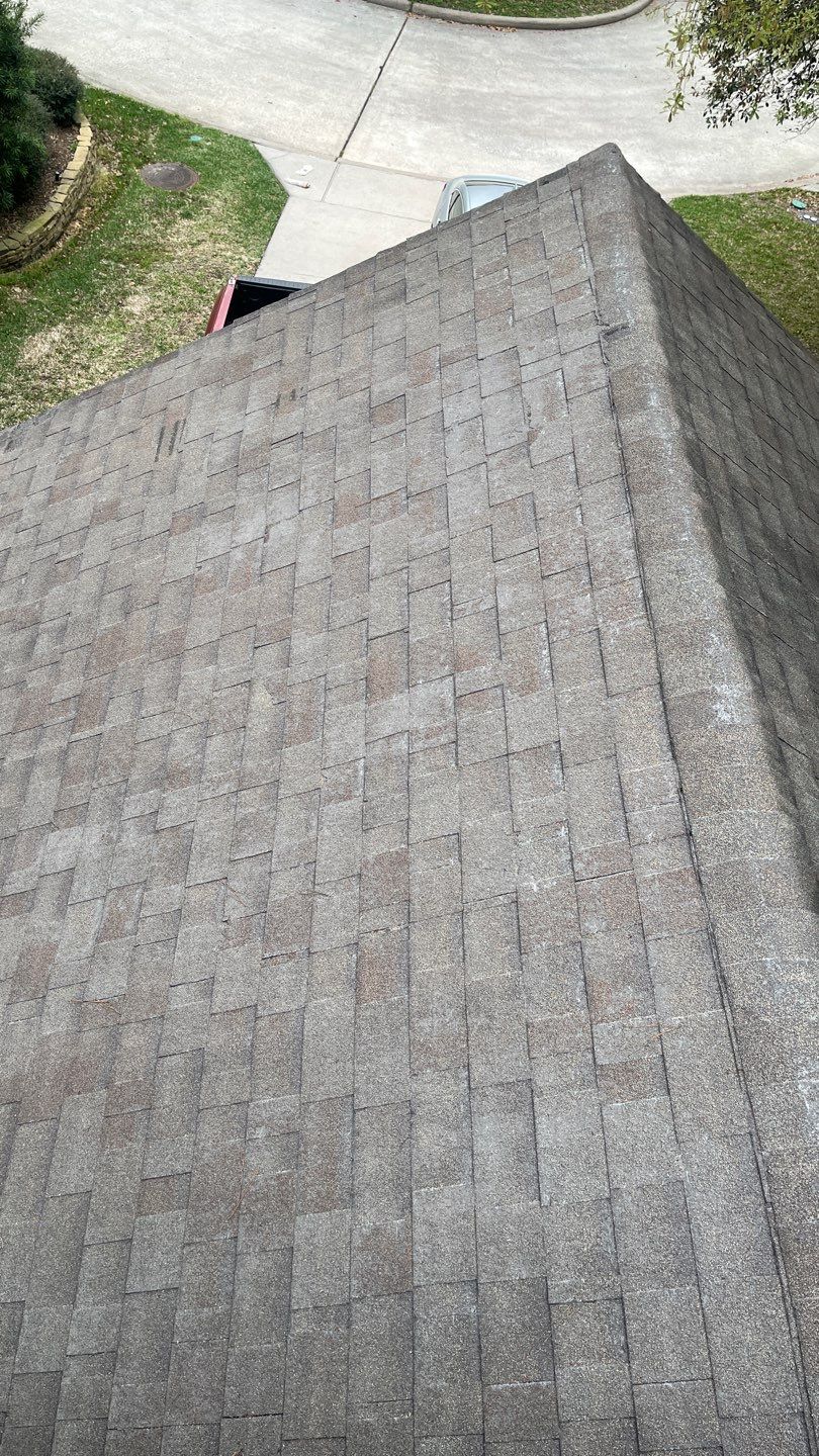 Residential Roofing Installation using Owen's Corning Duration by Roof Concepts Construction