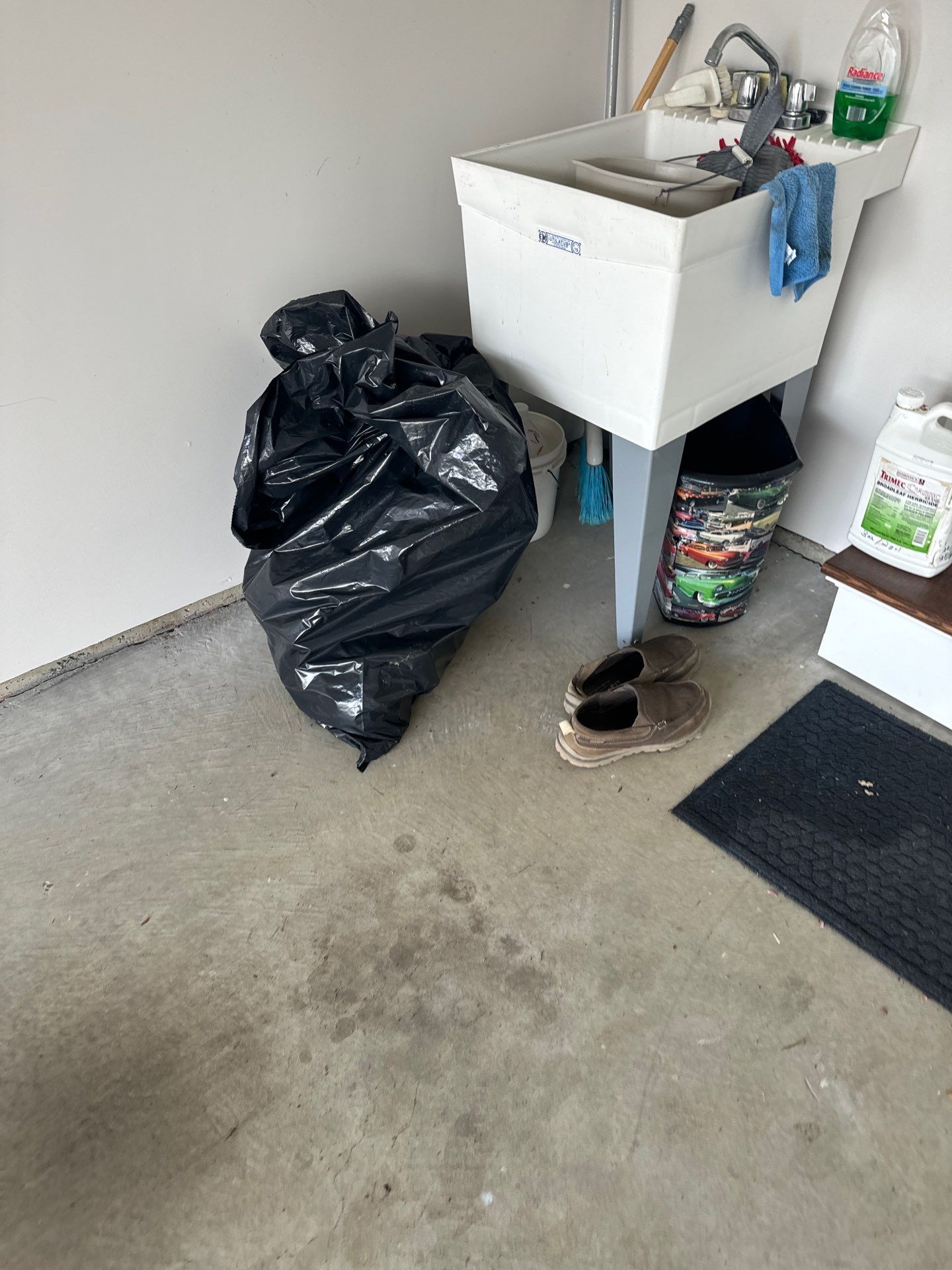 Porch + Garage Project in Washington by Floors in a Day, Inc