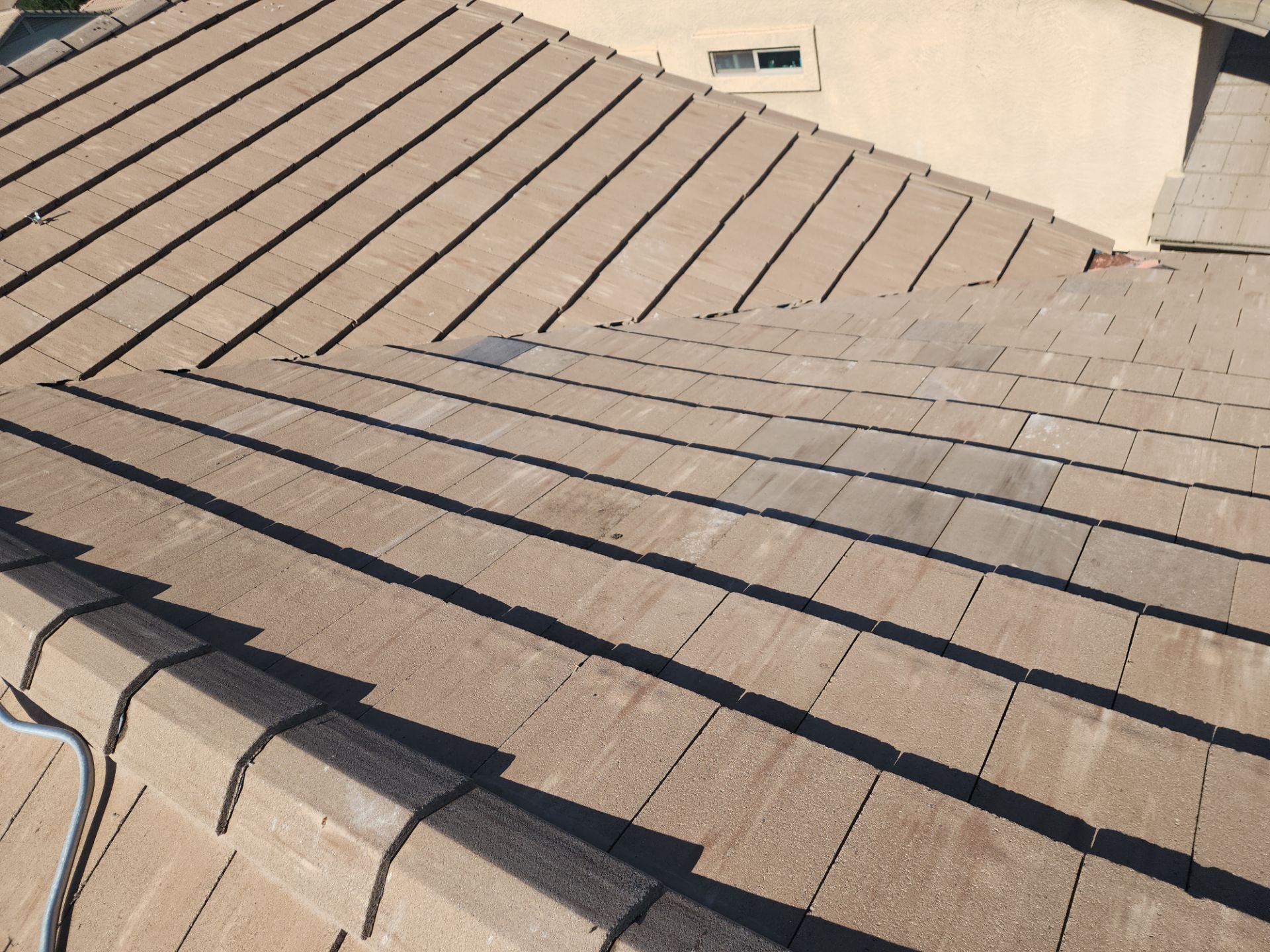 Sandstone Beige Concrete Tile by Reimagine Roofing