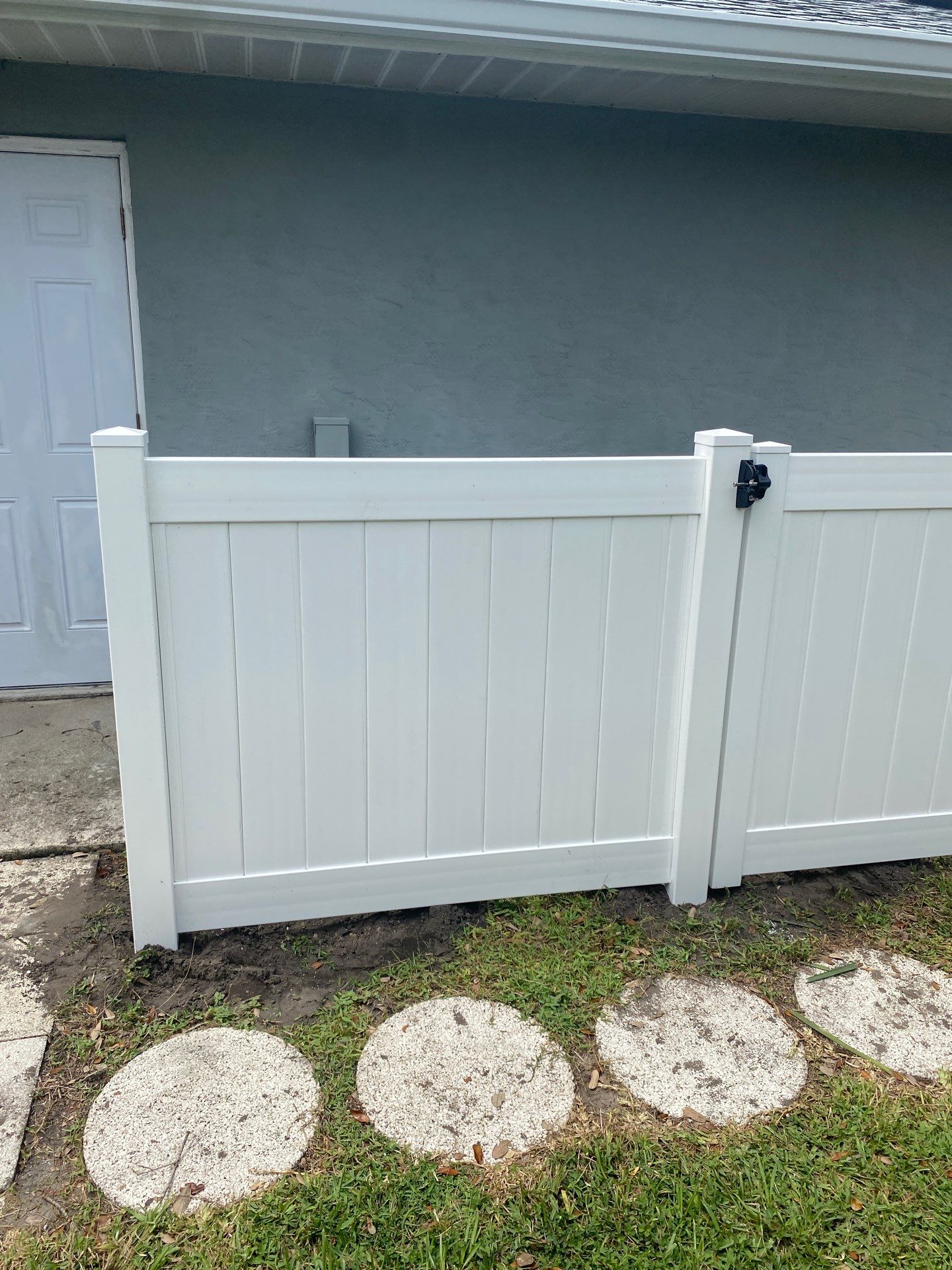 4474 Opal Ct  by H&Y Fence