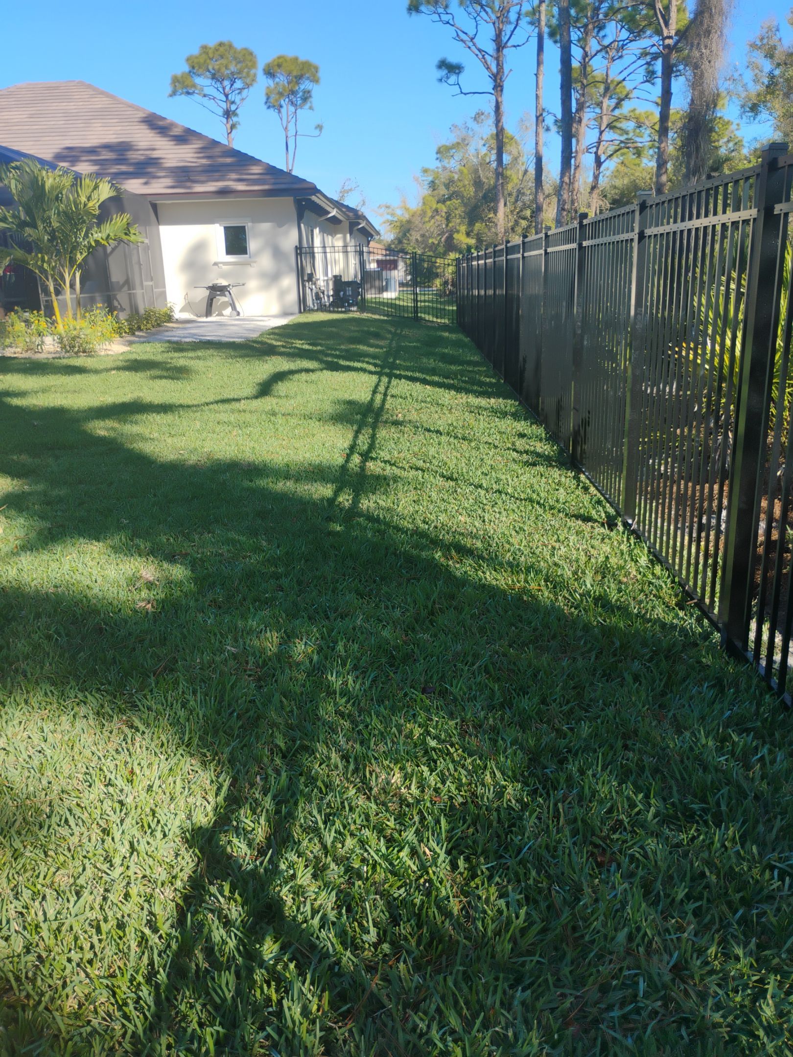 6' Commercial Aluminum Fence in Englewood by True Fence LLC