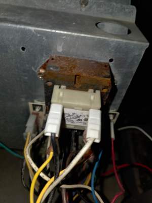 Two-System A/C Maintenance & Thermostat Diagnosis — Marblehead, MA