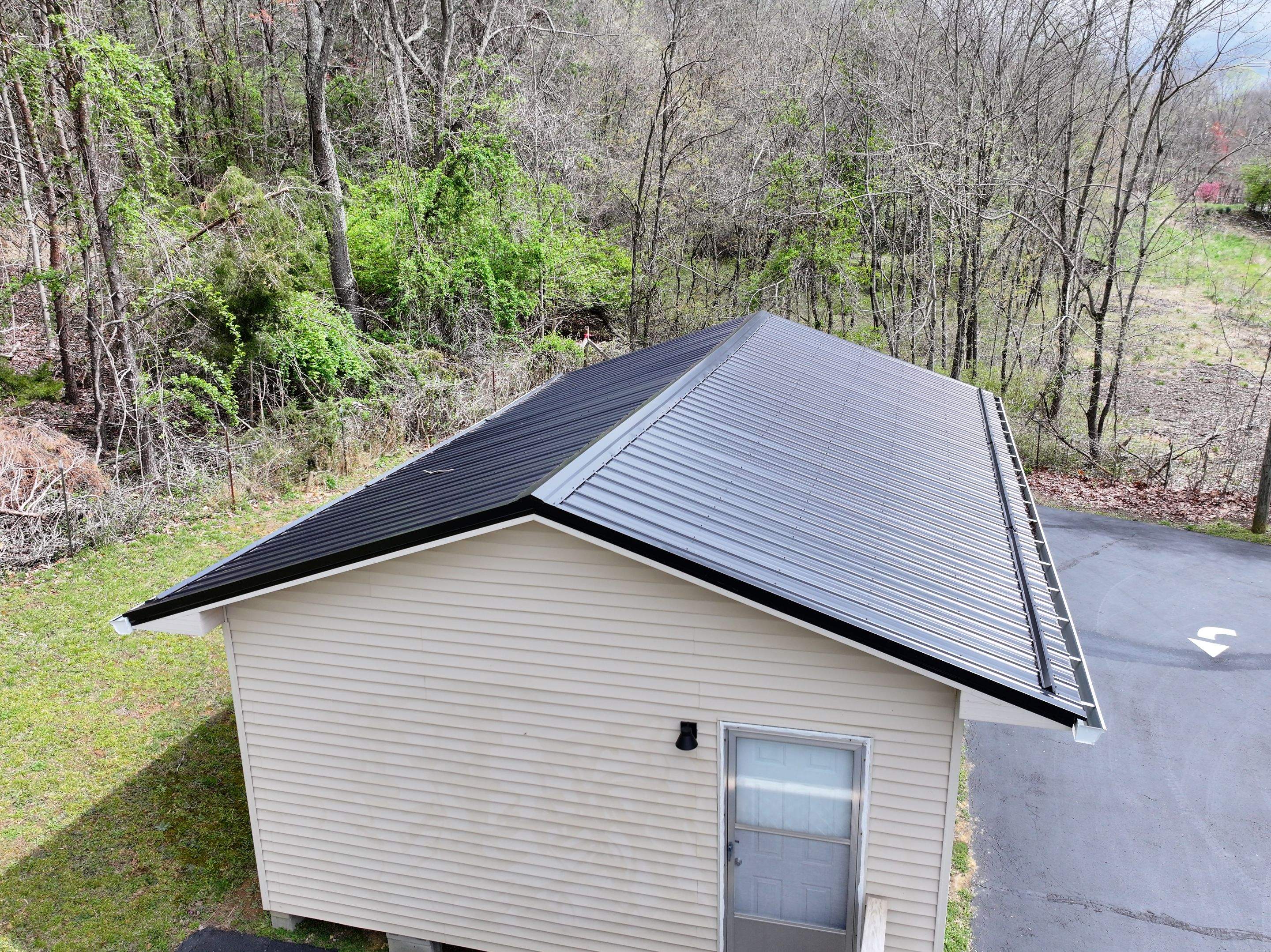 Oak Grove Baptist Church by Omnia Roofing