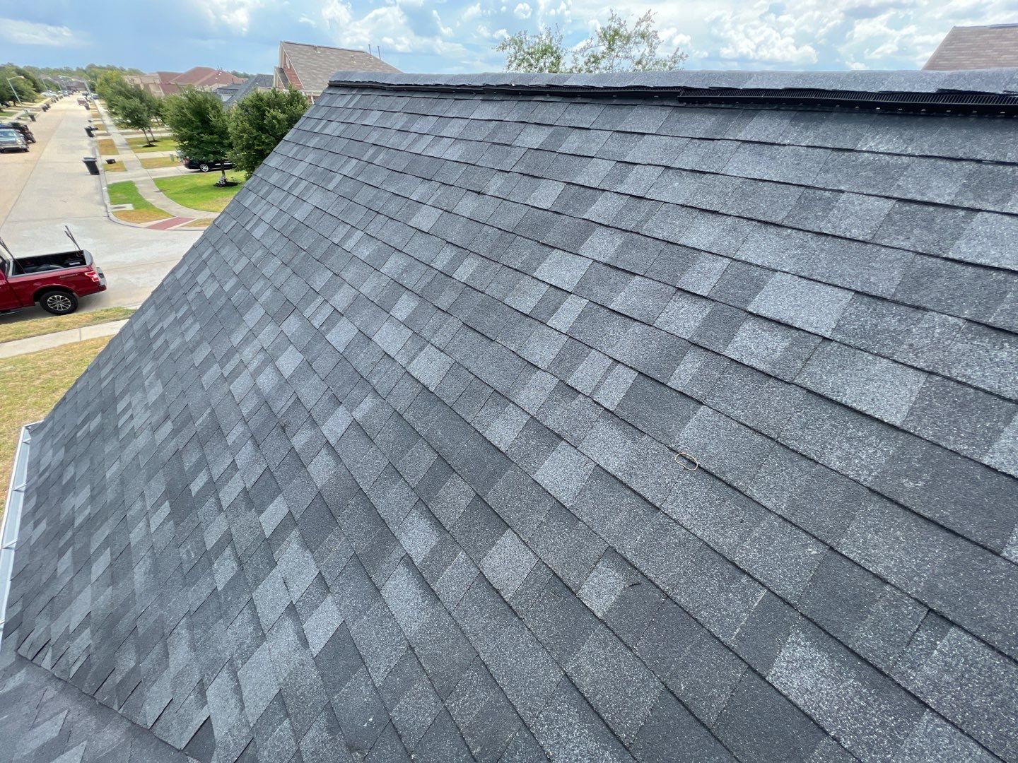 OC Duration Moire Back by HHH Roofing & Construction