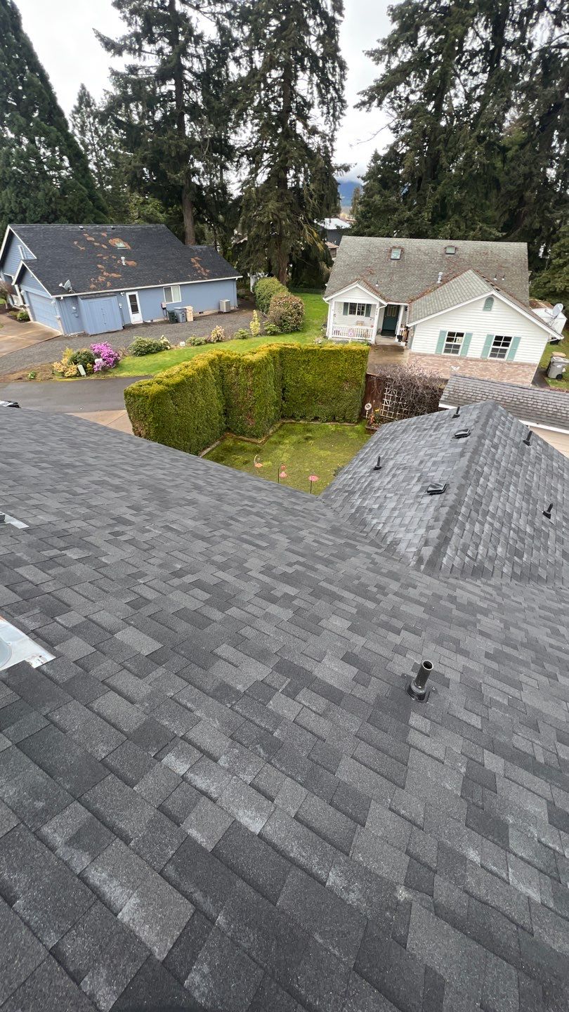 Residential Remodel using Malarkey Highlander by Orezona Building & Roofing Company, Inc.