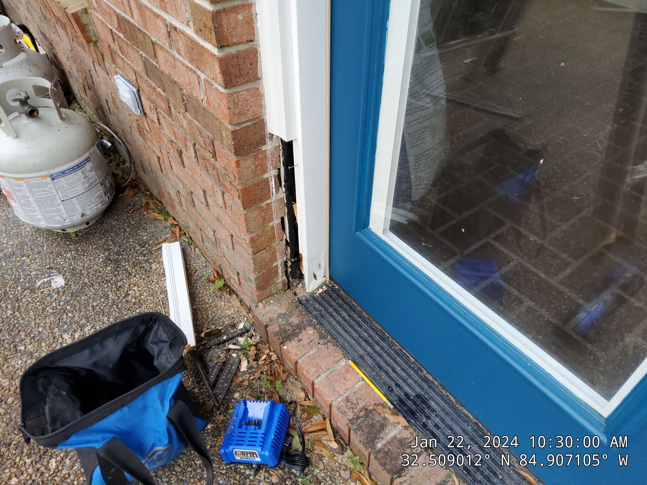 Residential Door Repair by iGreen Solutions