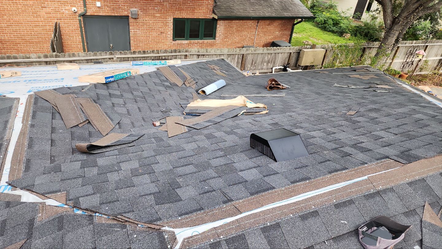 Residential Roofing Installation using Certainteed Landmark Moire Black by Galvan Roofing and Construction