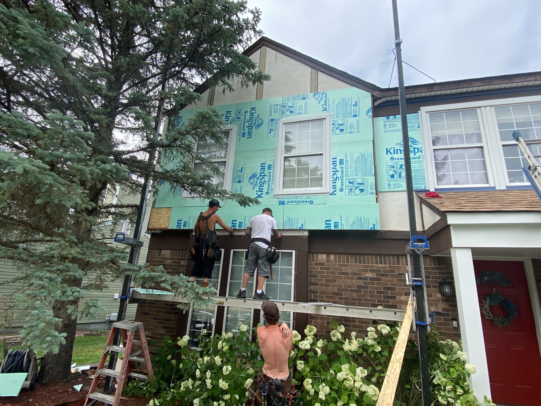 Siding Replacement using CertainTeed Restoration Classis D4 by 180 Contractors