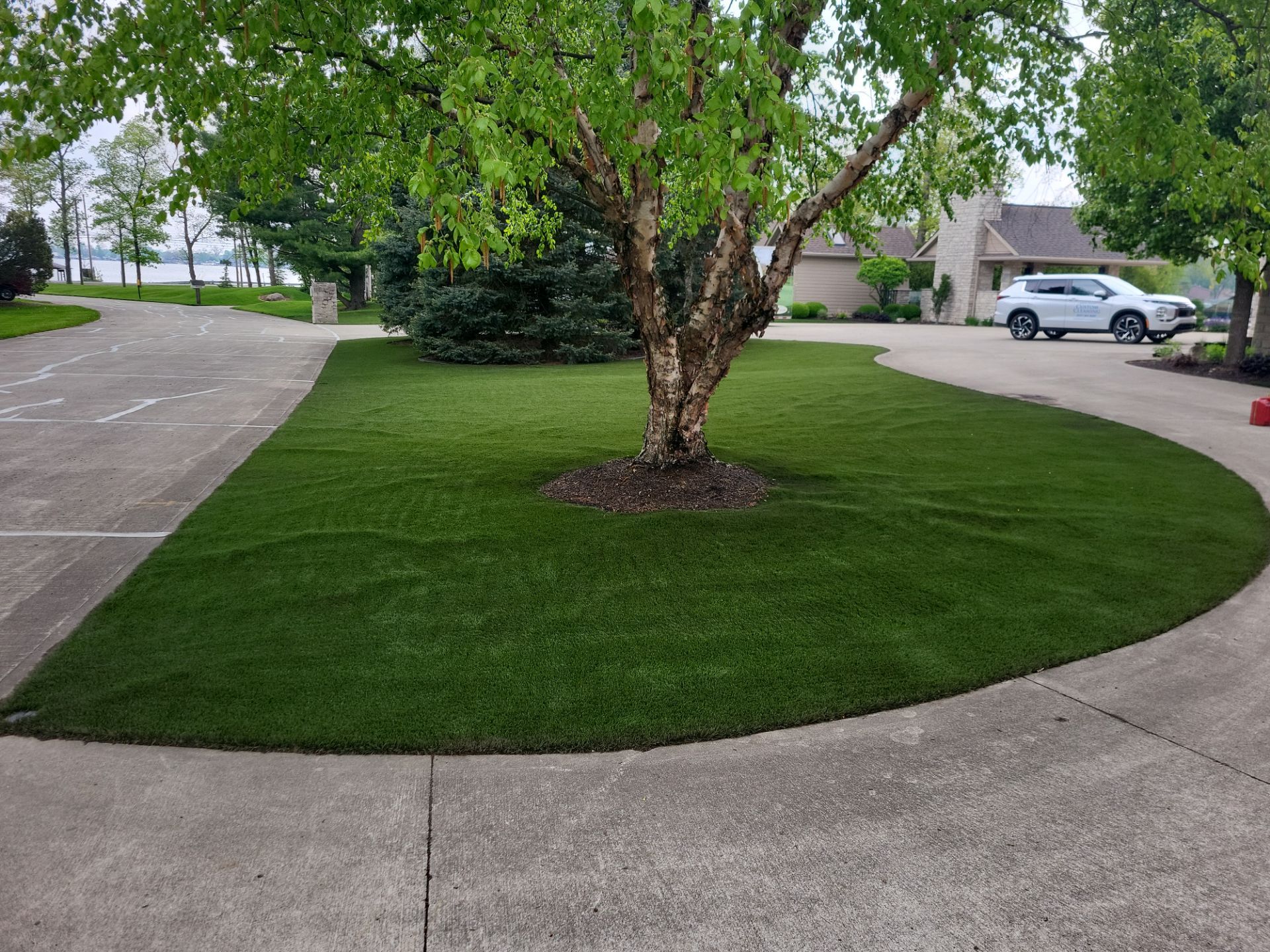Full Lakeside Turfed Yard by Southwest Greens Midwest