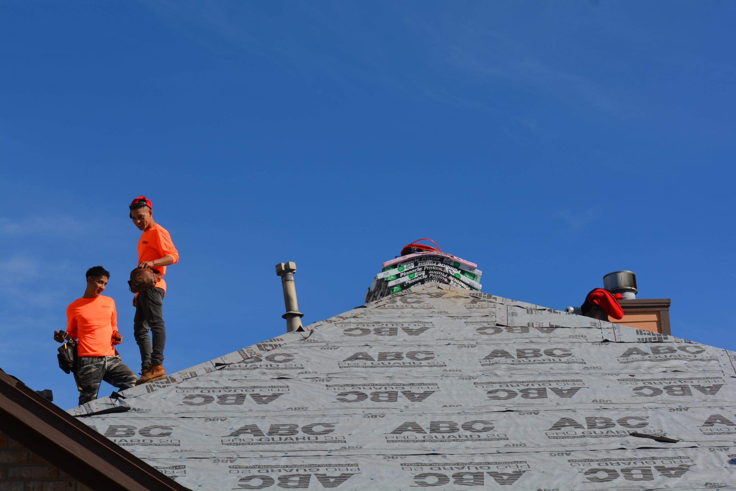 Residential Roof Replacement using Pinnacle Pristine 30 Year Laminate Shingles by Premier Roofing and Contracting