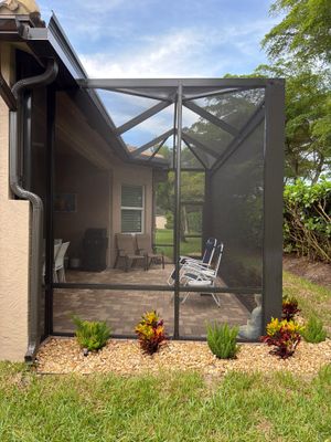 Screen Enclosure Installation in Valencia Cove