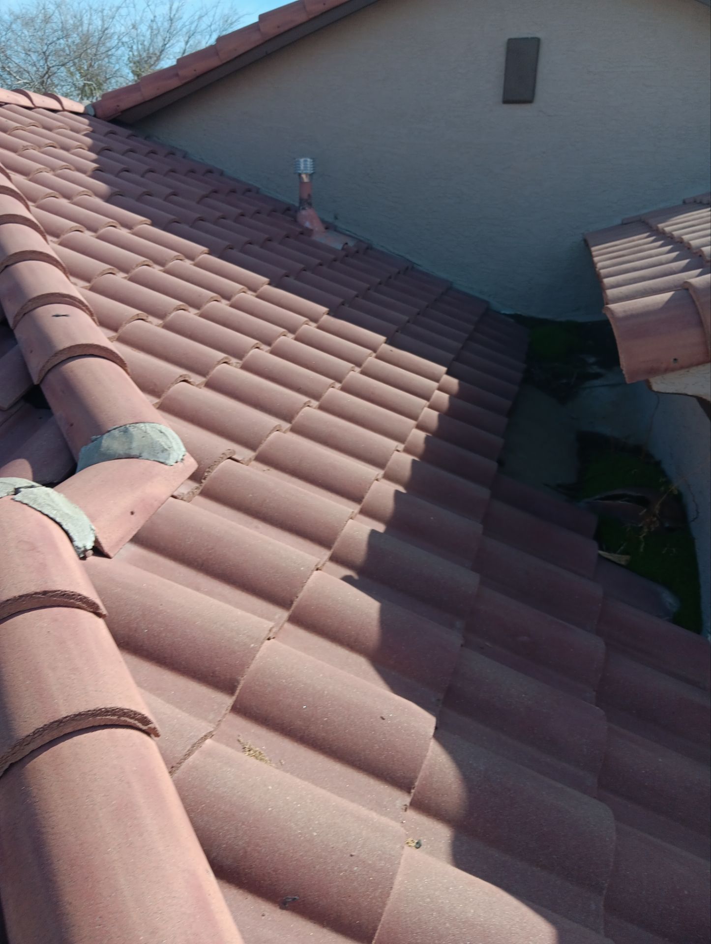 Capistrano Terracotta Concrete Tile by Reimagine Roofing