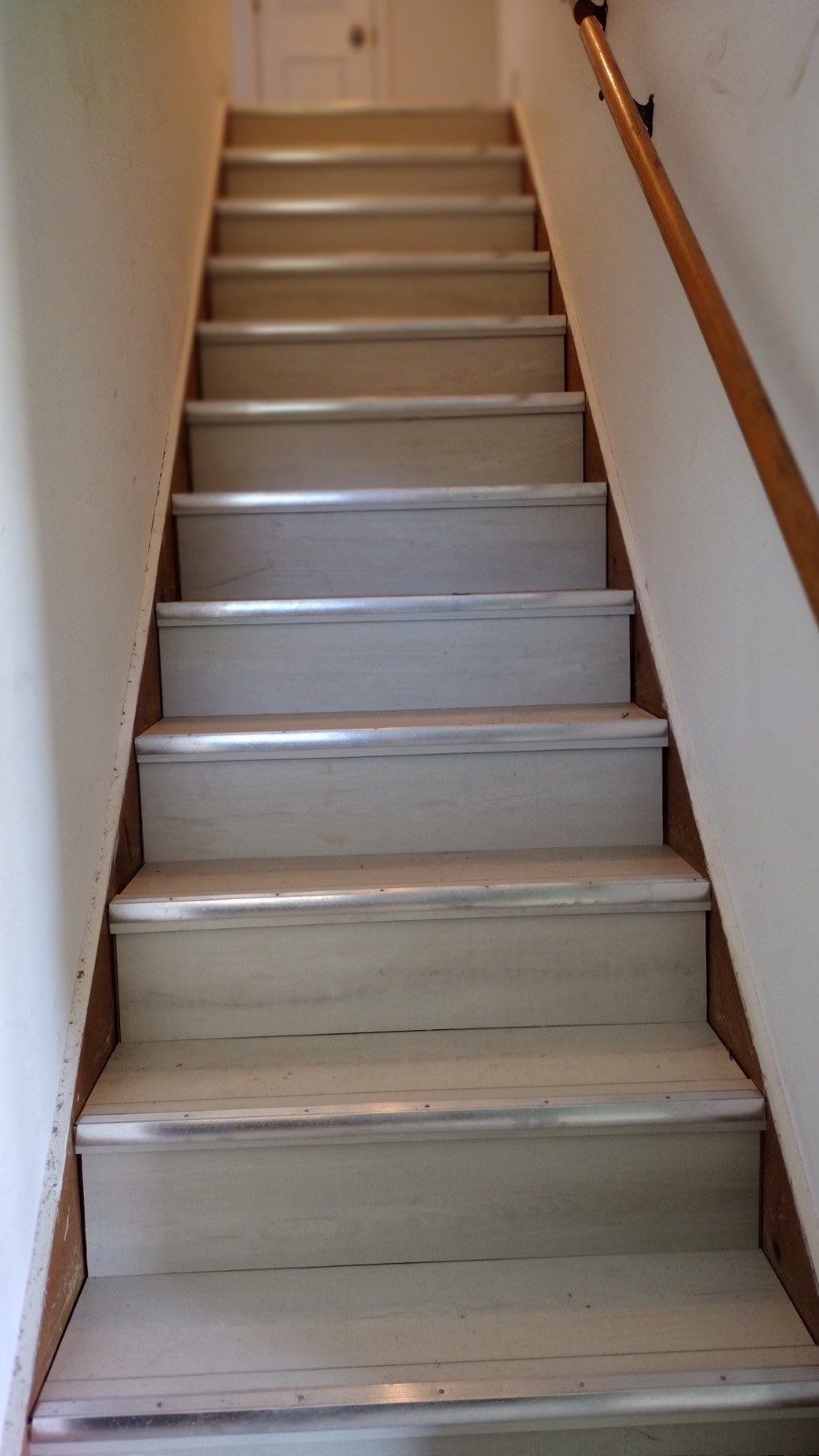 Flooring Installation  by INQUSE GENERAL CONTRACTOR