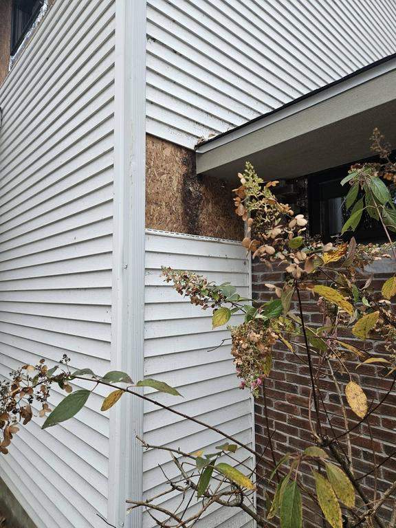 Siding Installation using Primed James Hardie & Straight Edge Shakes by Koontz Construction