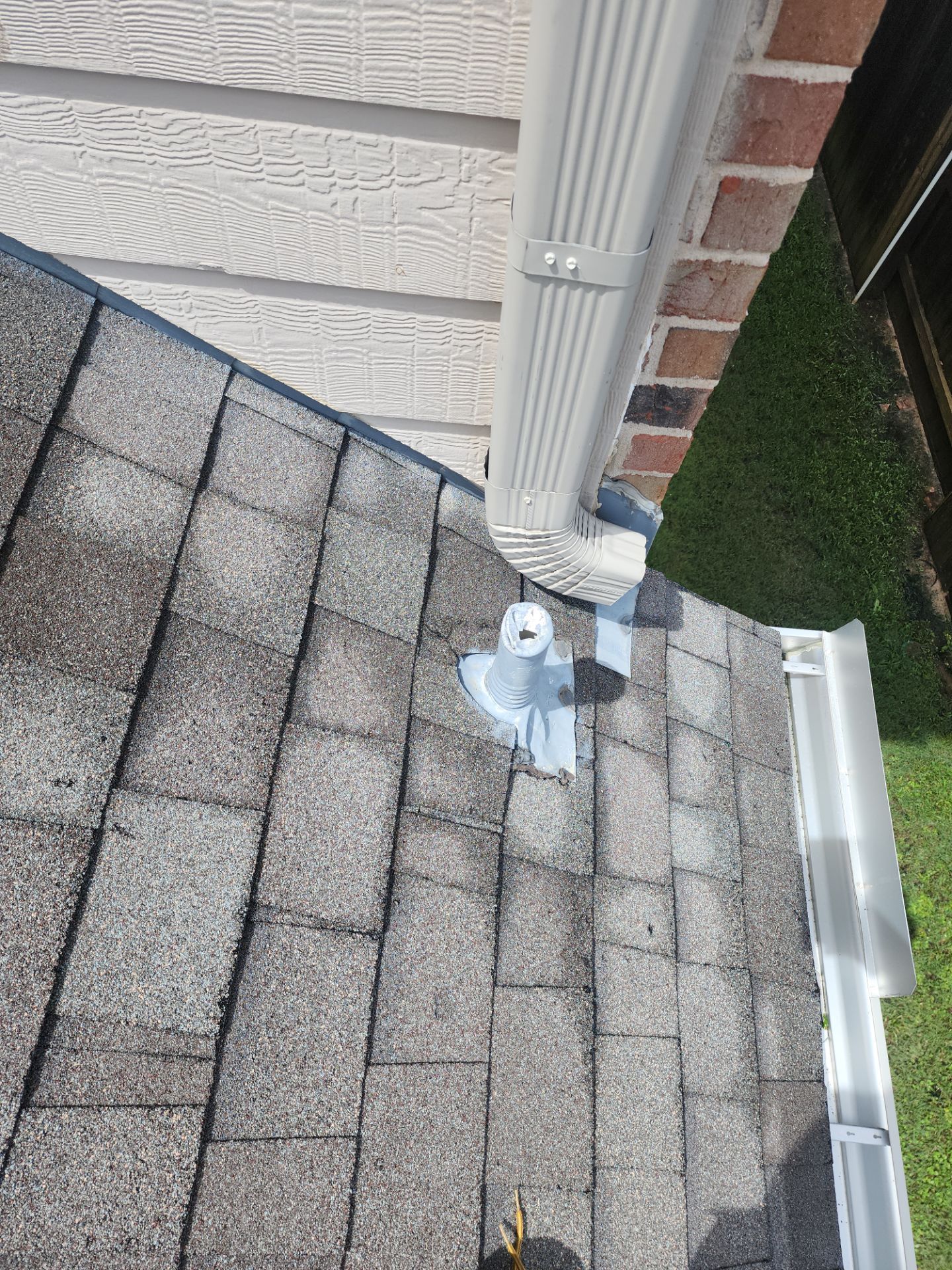Hail Damage using Owen's Corning Duration (Lifetime) Shingles by Roof Repair Company