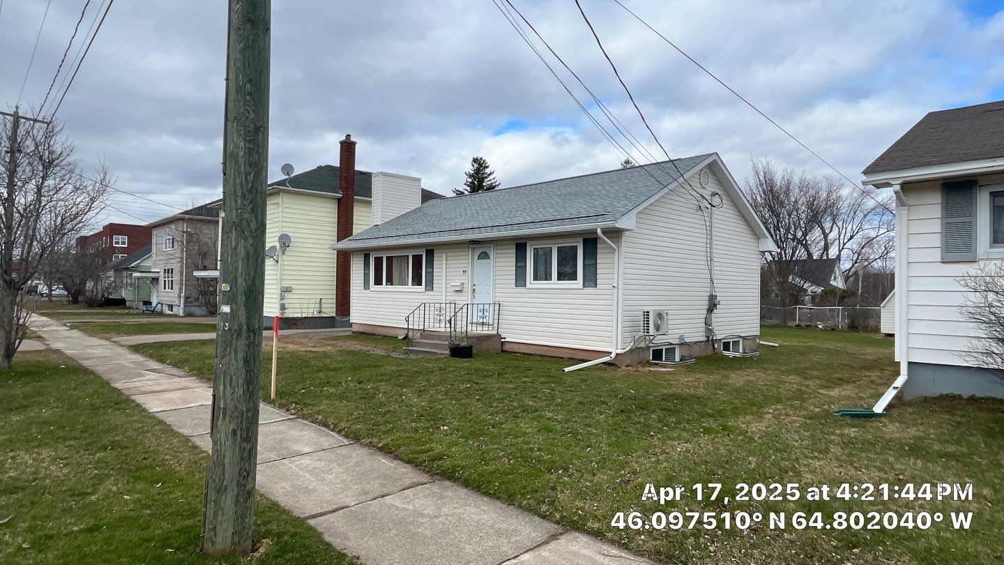 Residential Roofing Installation using Asphalt GAF HDZ by Artisan Roofing & Home Improvements Inc.