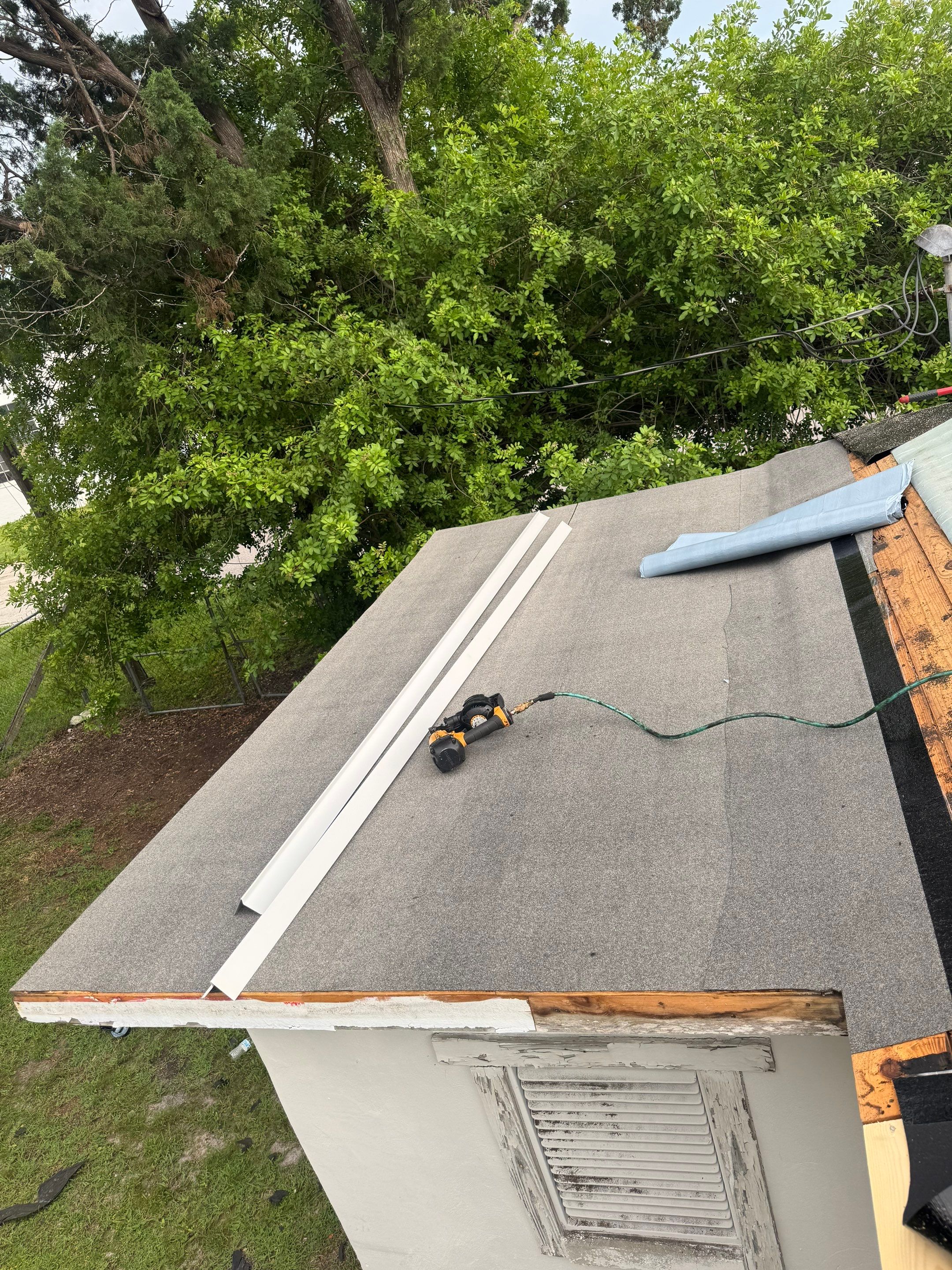 Project in St. Petersburg 33711 by Mitchell Roofing Company LLC 
