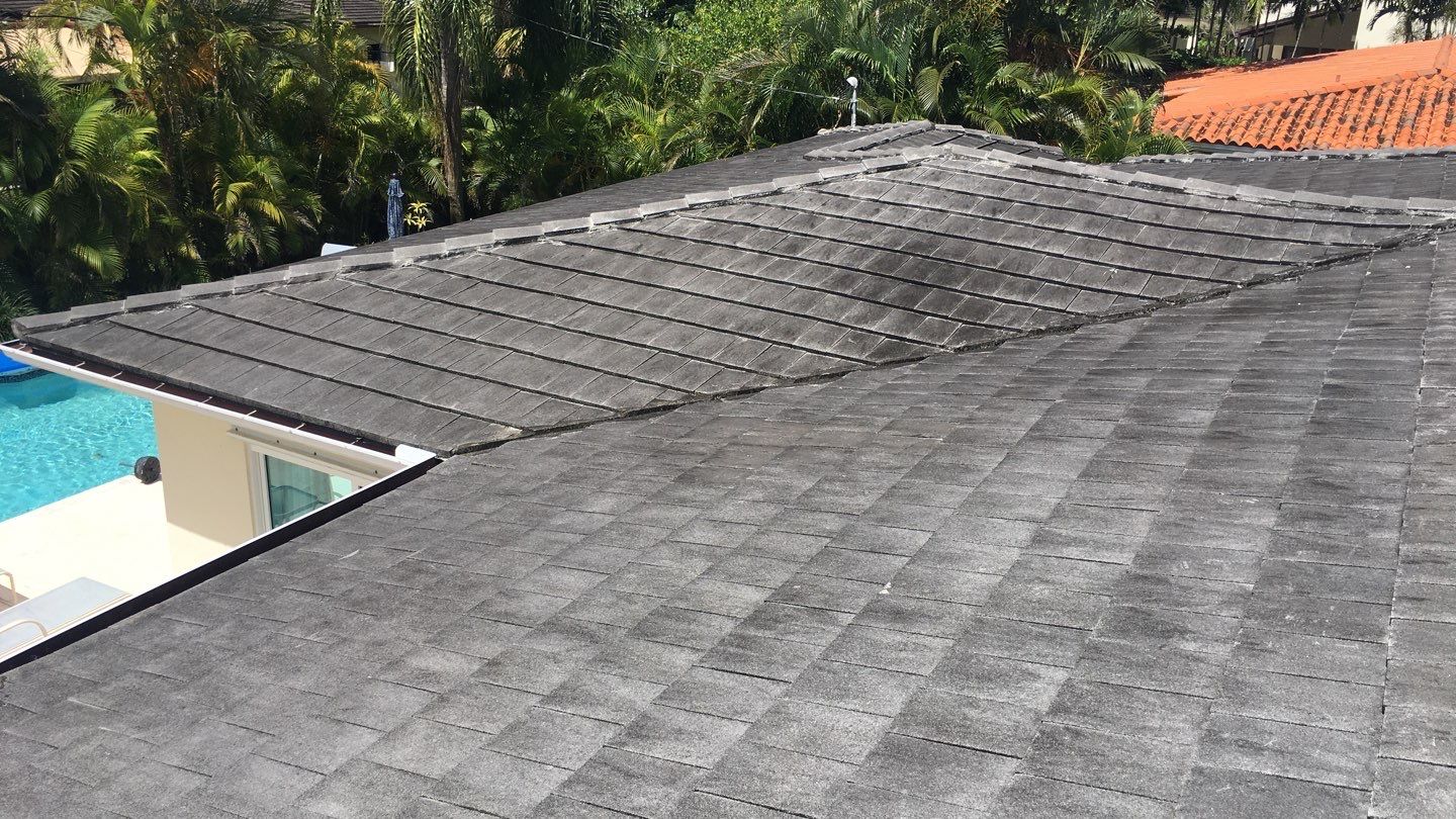 Ludowici - Classic 16 - Mediterranean Blue Gloss by Istueta Roofing