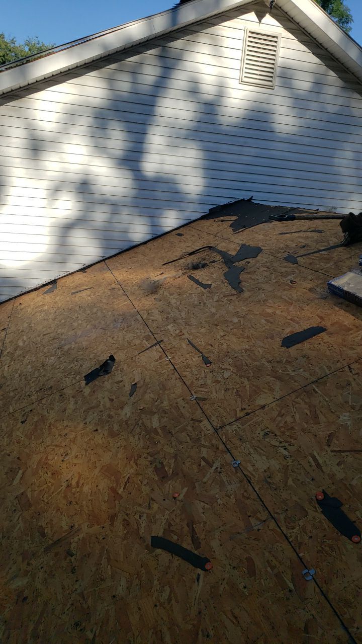 Marshall Roofing Project - Landmark Pro Max Def Pewterwood Designer Shingles by RM Banning, Inc.