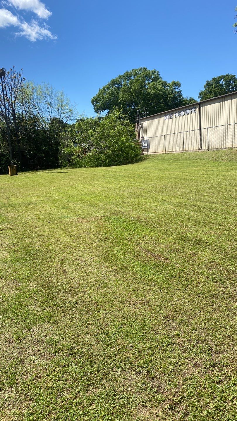 Commercial Exterior Maintenance and Lawn Care in Montgomery by BTops Landscaping Inc.