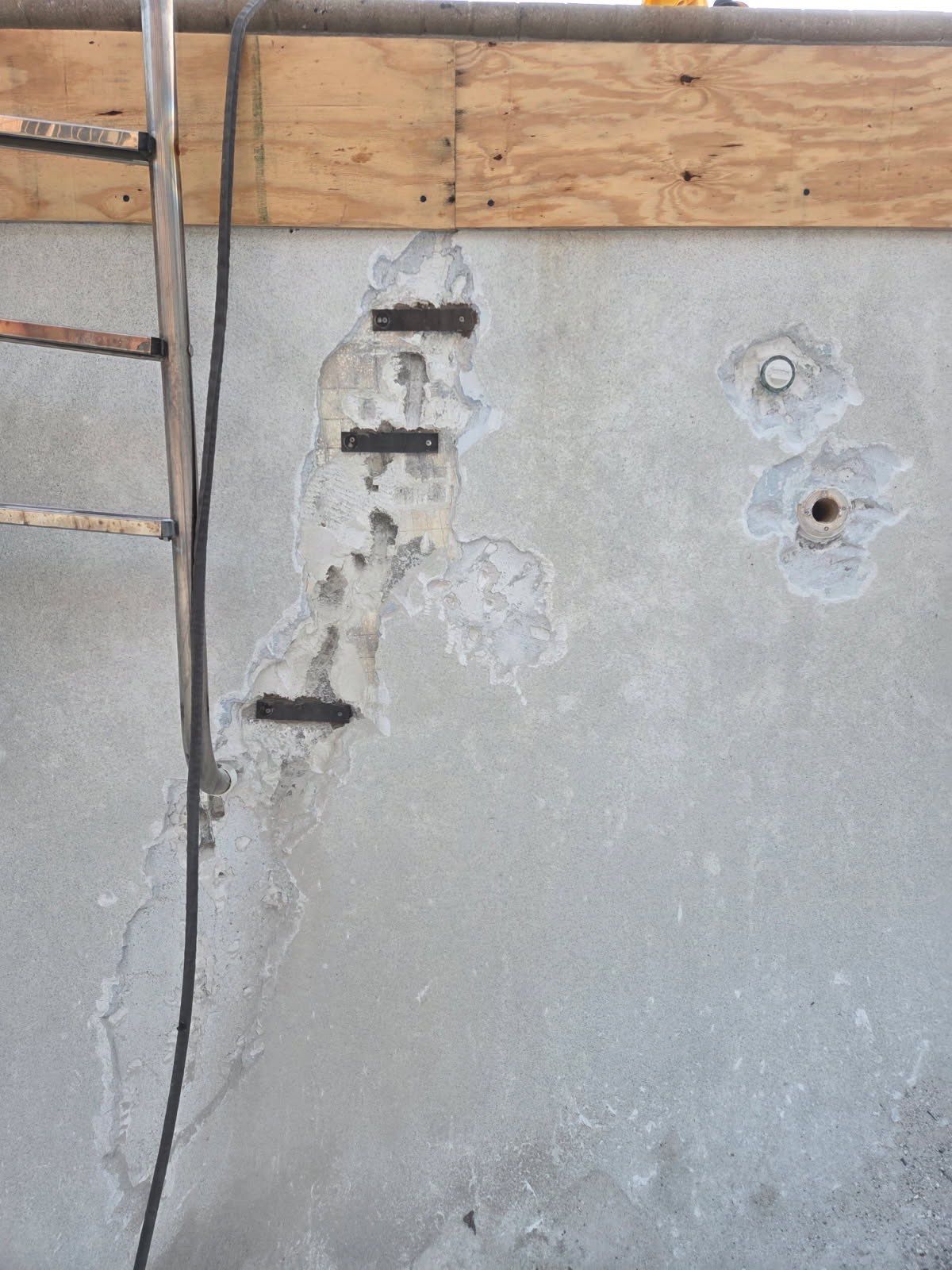 Beachside Resort - PCB by ASP - America's Swimming Pool Company