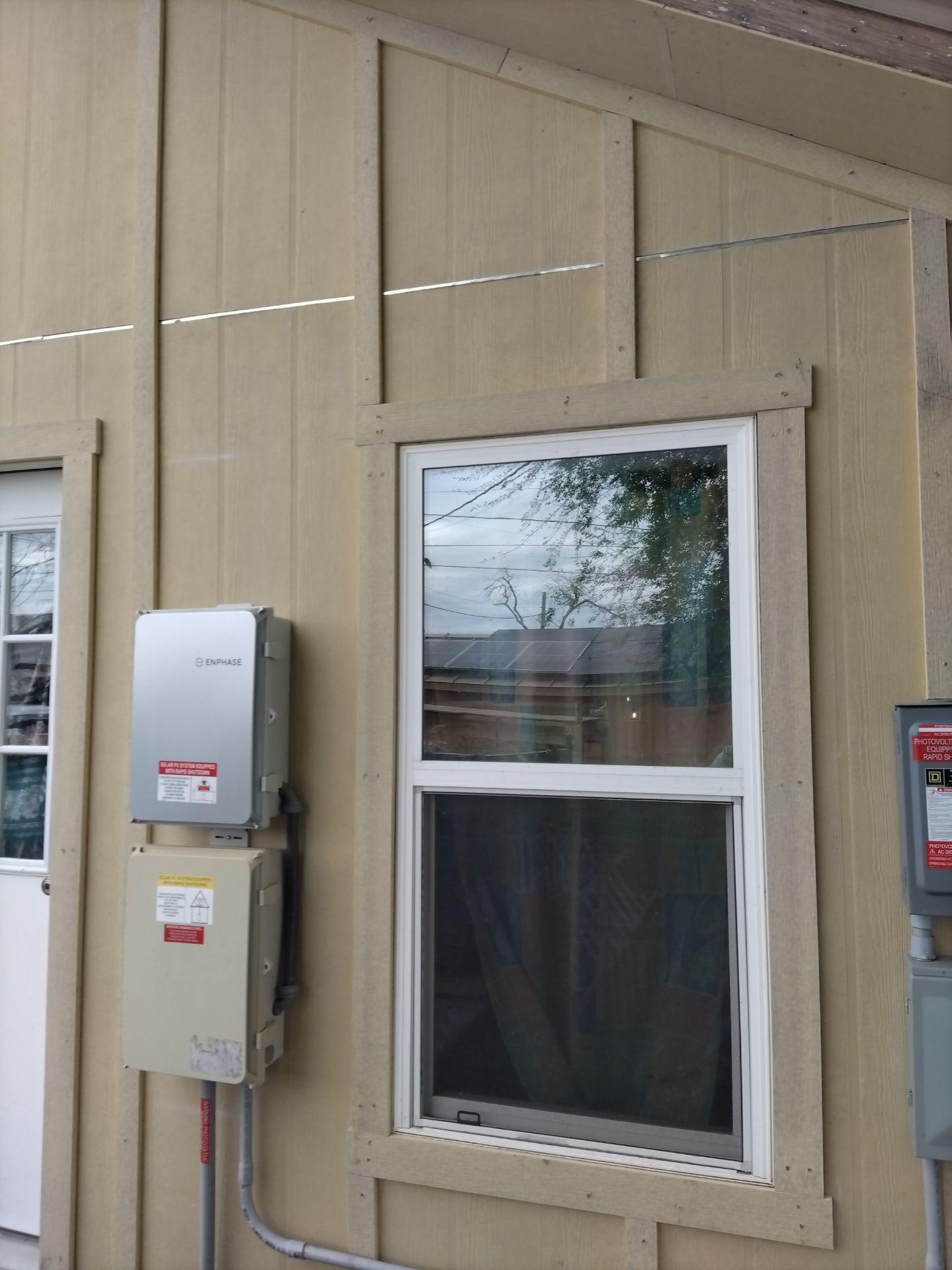 Vinyl to Hardie by Bayfront Roofing and Construction